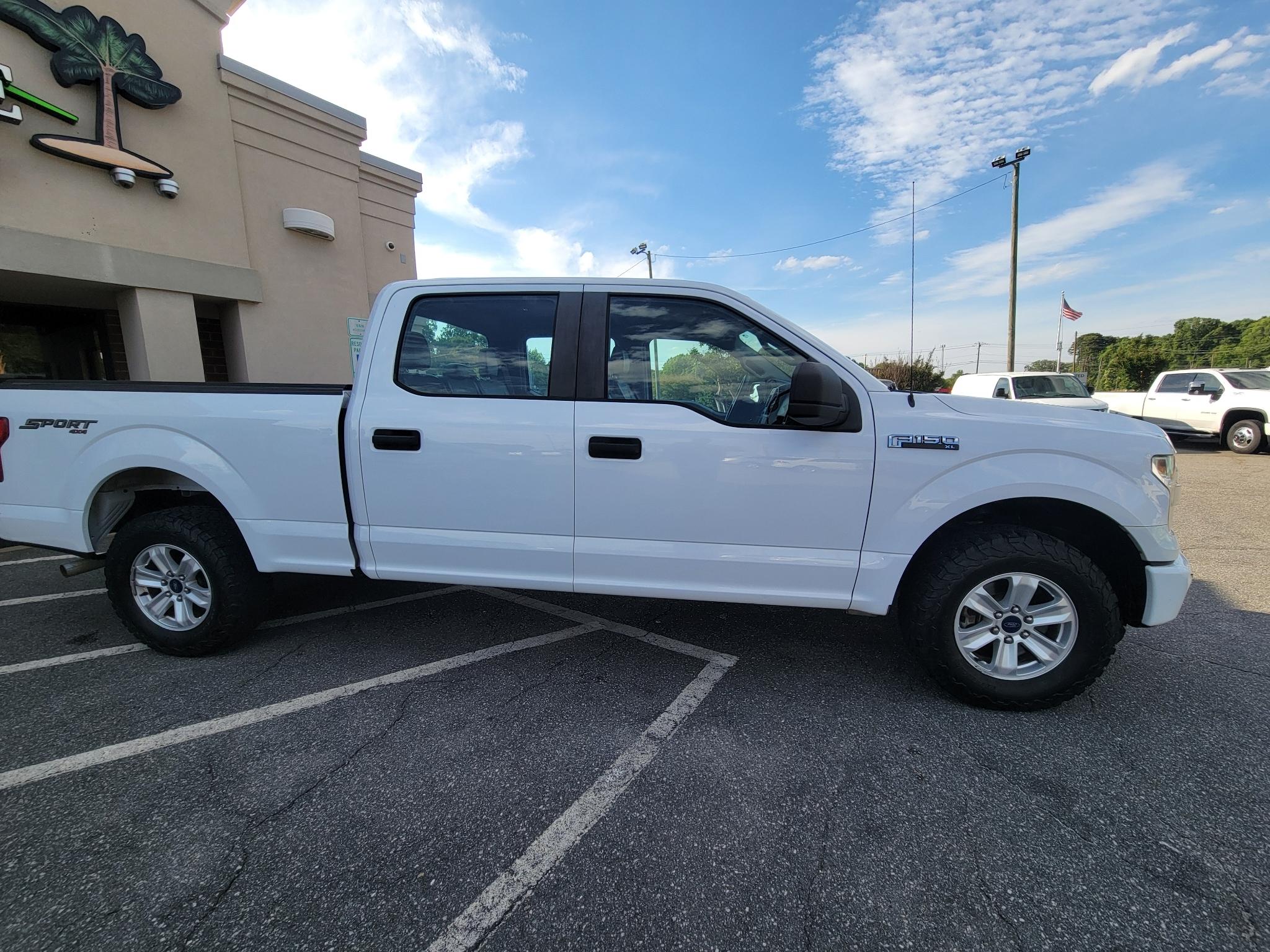 Ford F-150 4WD SuperCrew 139" XL 2016