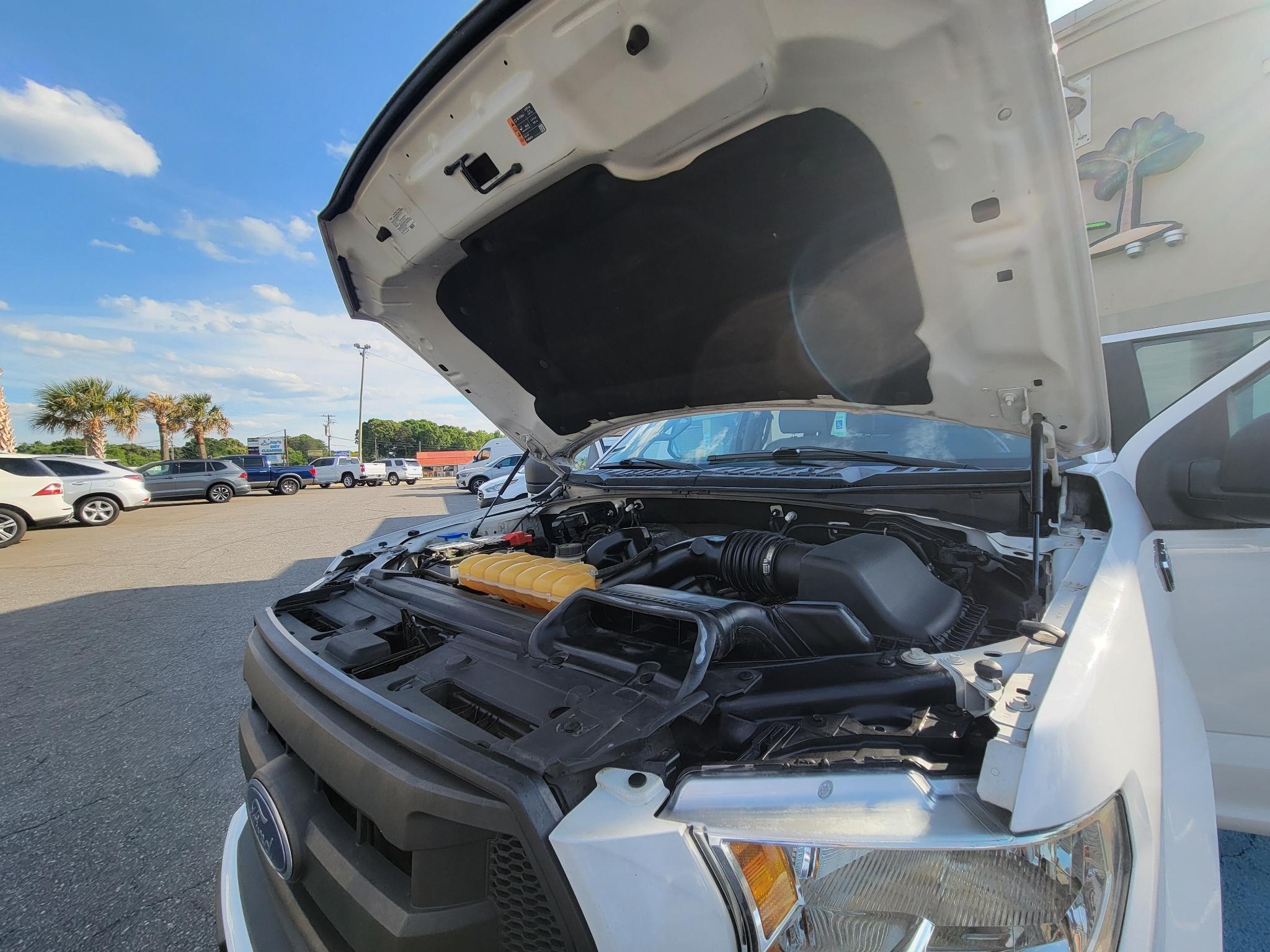Ford F-150 4WD SuperCrew 139" XL 2016