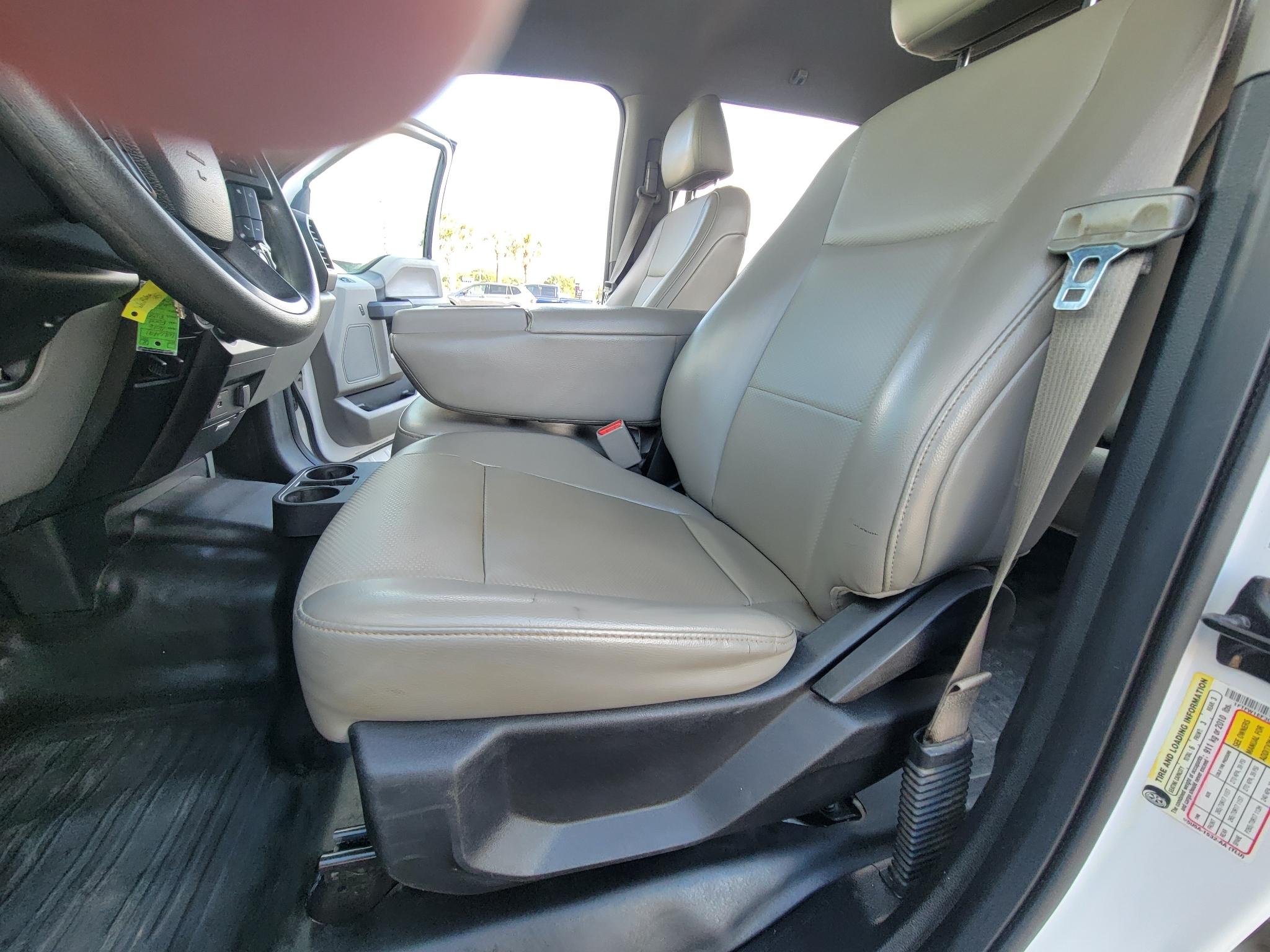 Ford F-150 4WD SuperCrew 139" XL 2016
