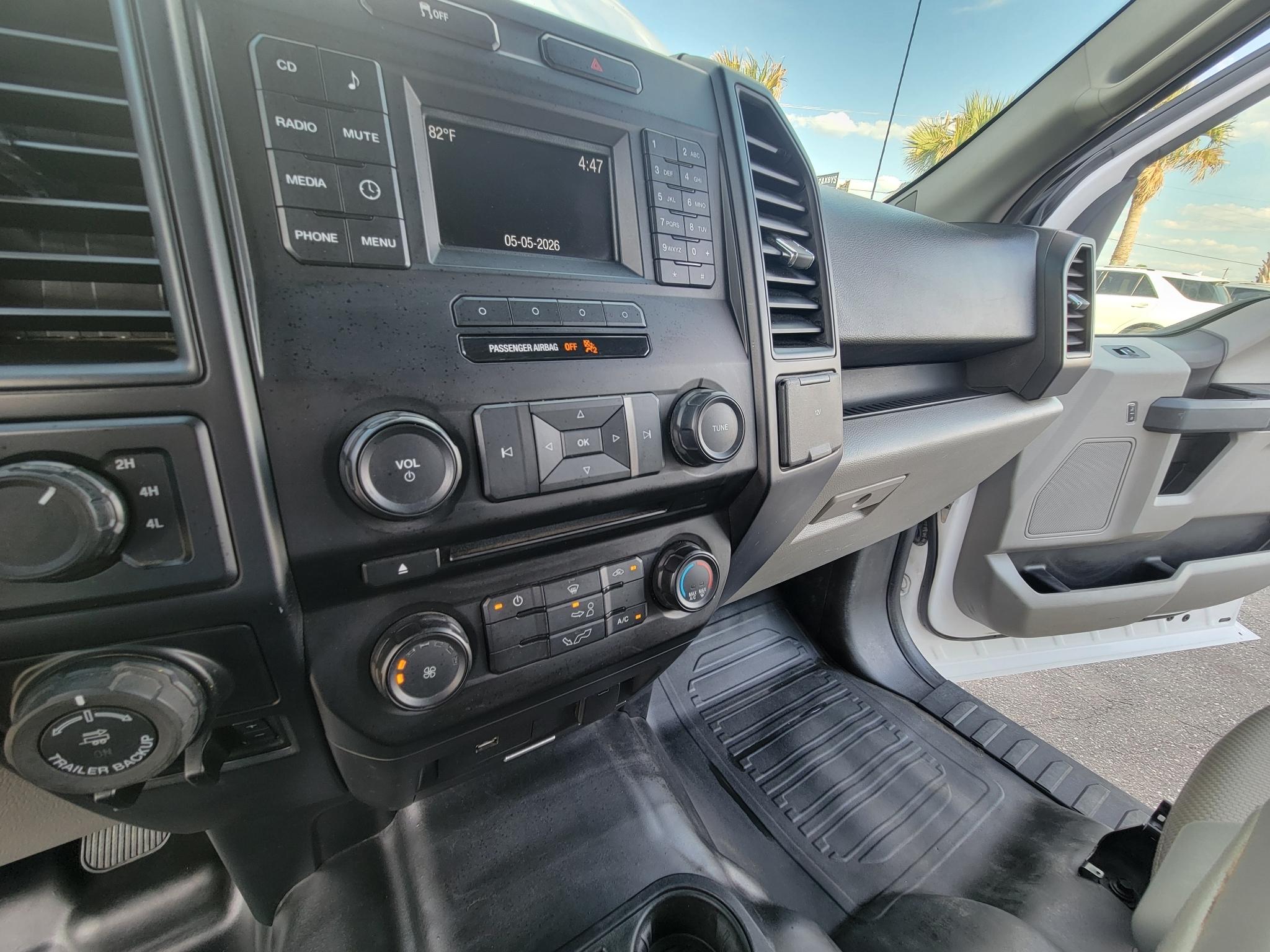 Ford F-150 4WD SuperCrew 139" XL 2016