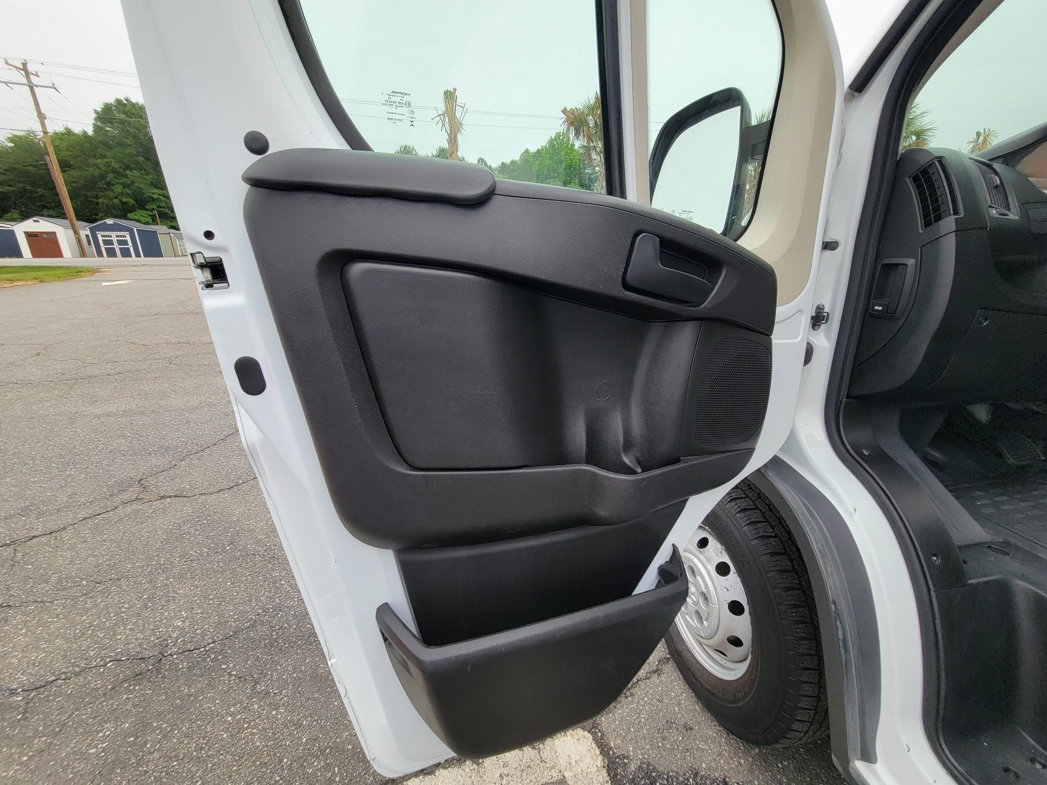 RAM ProMaster Cargo Van 1500 High Roof 136" WB 2017