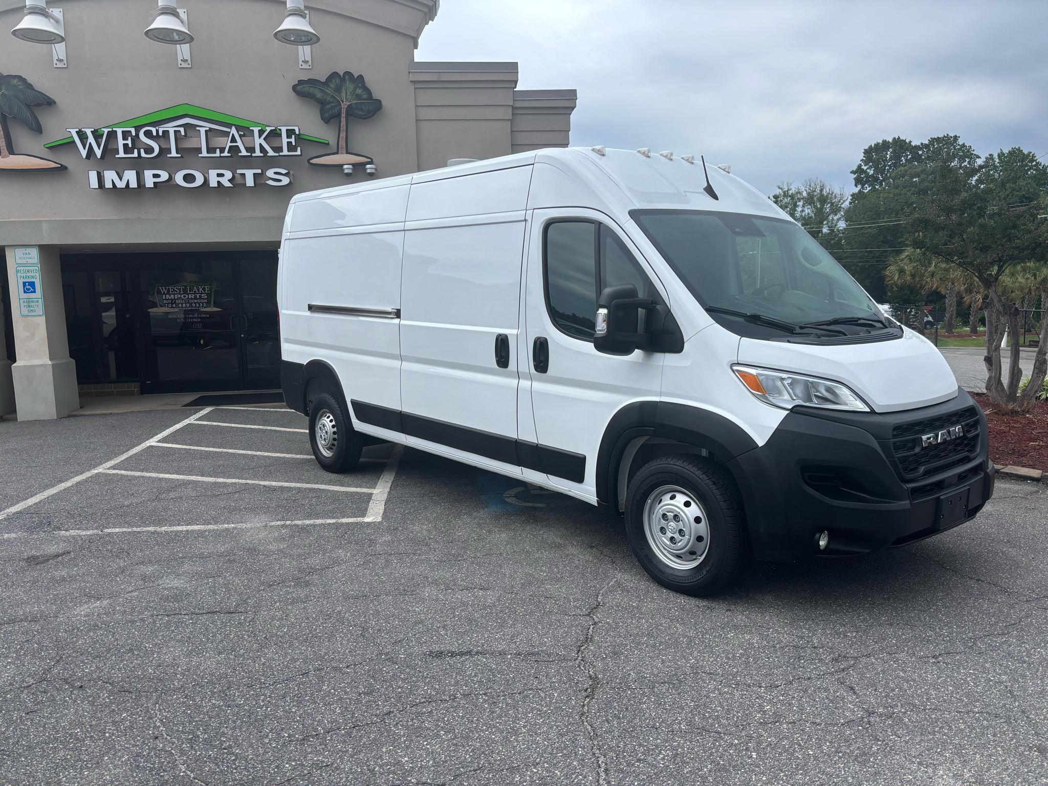 RAM ProMaster Cargo Van Tradesman 2500 High Roof 159" WB w/Pass Seat 2024