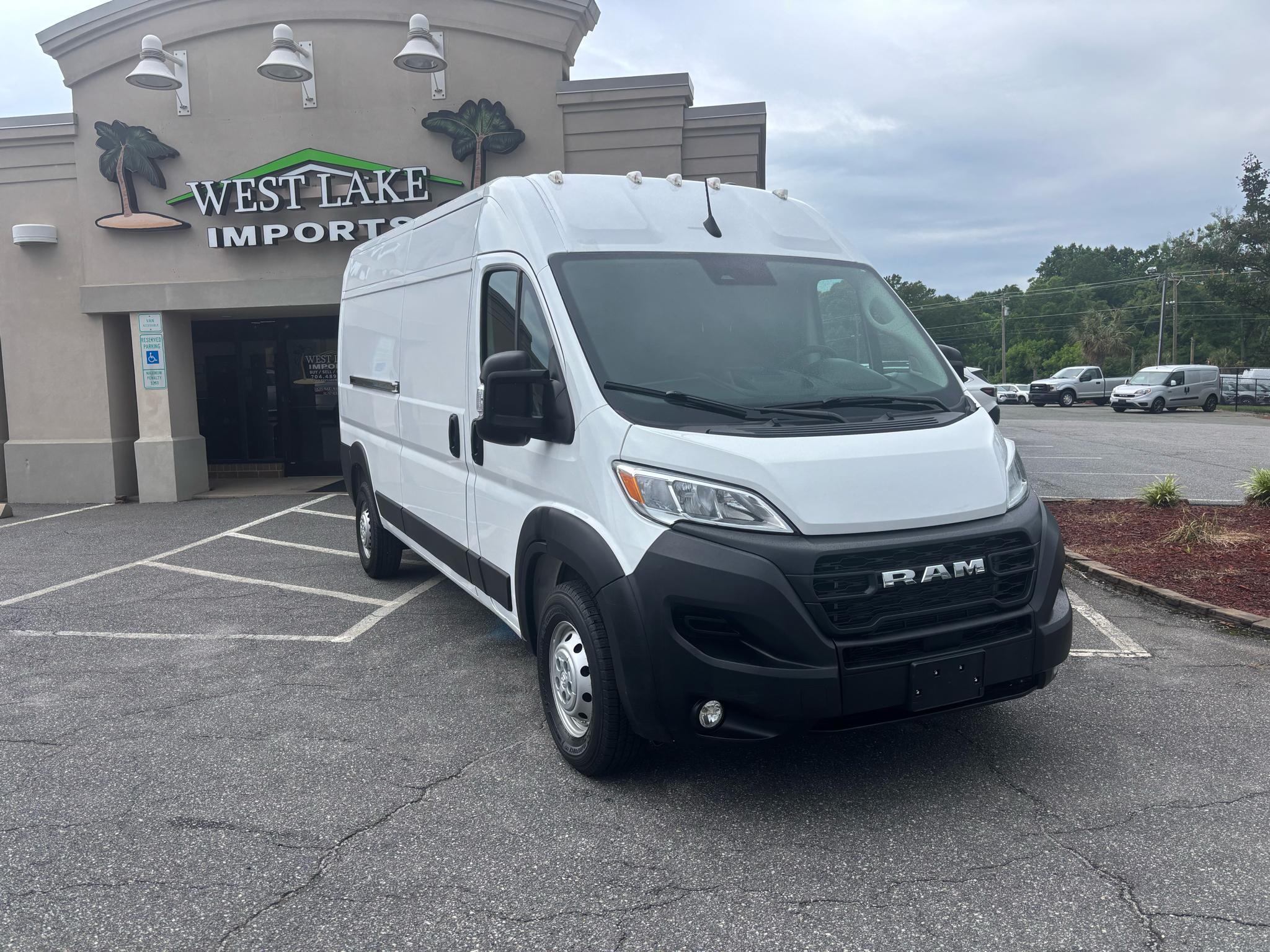 RAM ProMaster Cargo Van Tradesman 2500 High Roof 159" WB w/Pass Seat 2024