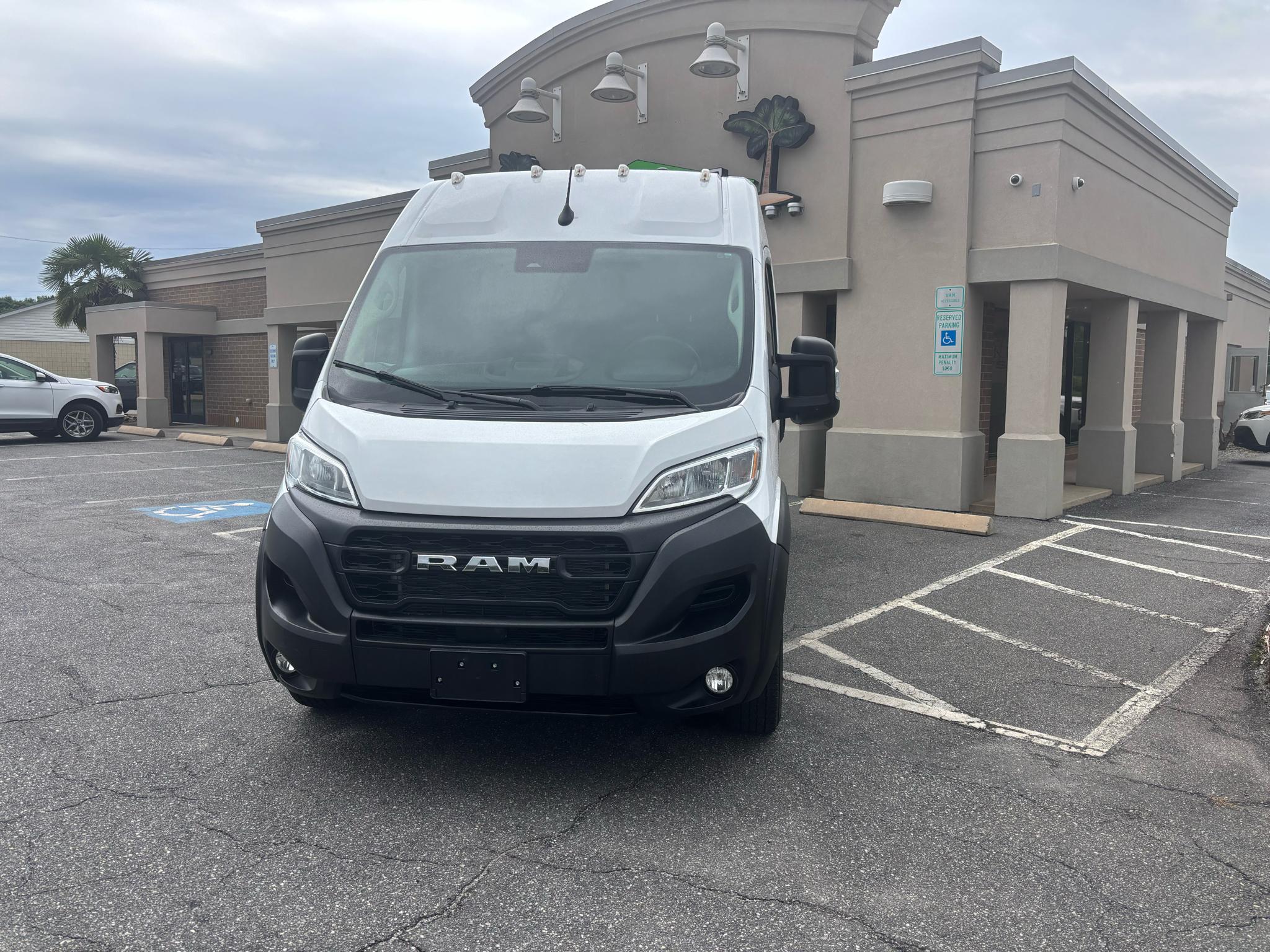 RAM ProMaster Cargo Van Tradesman 2500 High Roof 159" WB w/Pass Seat 2024
