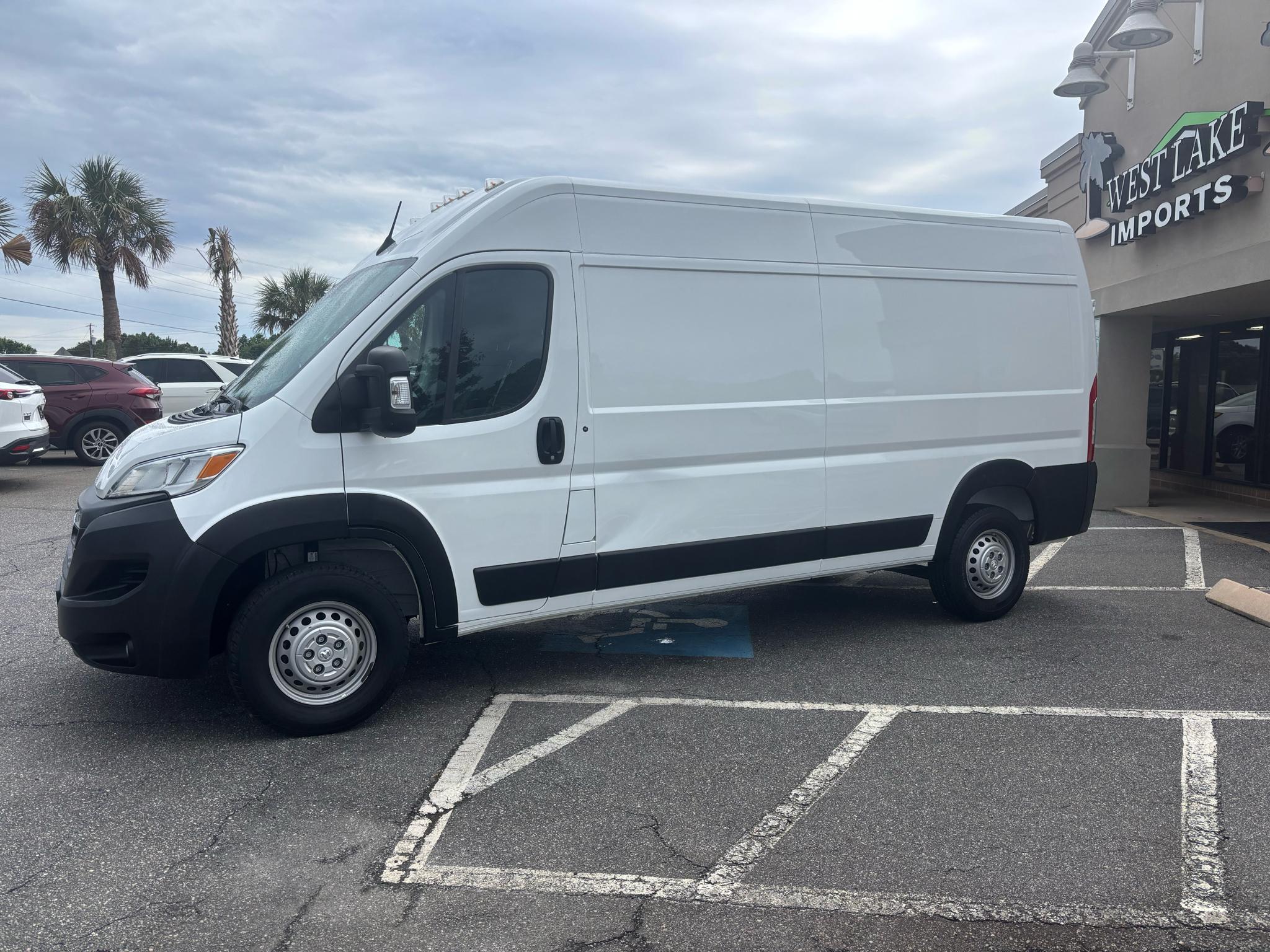 RAM ProMaster Cargo Van Tradesman 2500 High Roof 159" WB w/Pass Seat 2024