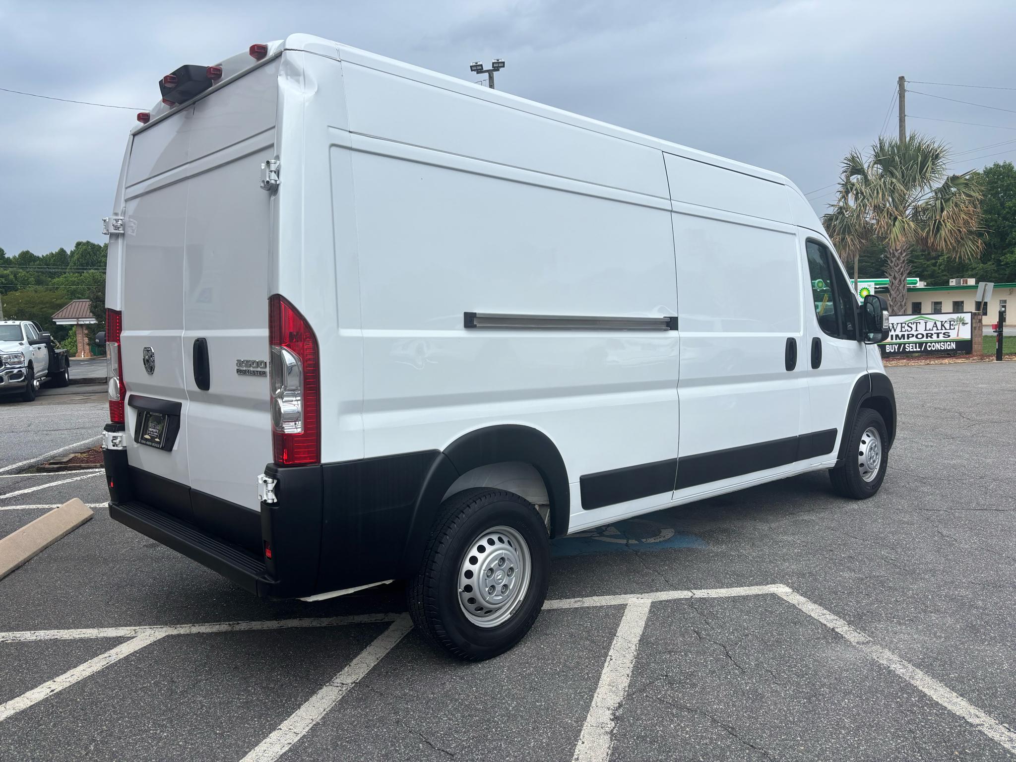 RAM ProMaster Cargo Van Tradesman 2500 High Roof 159" WB w/Pass Seat 2024