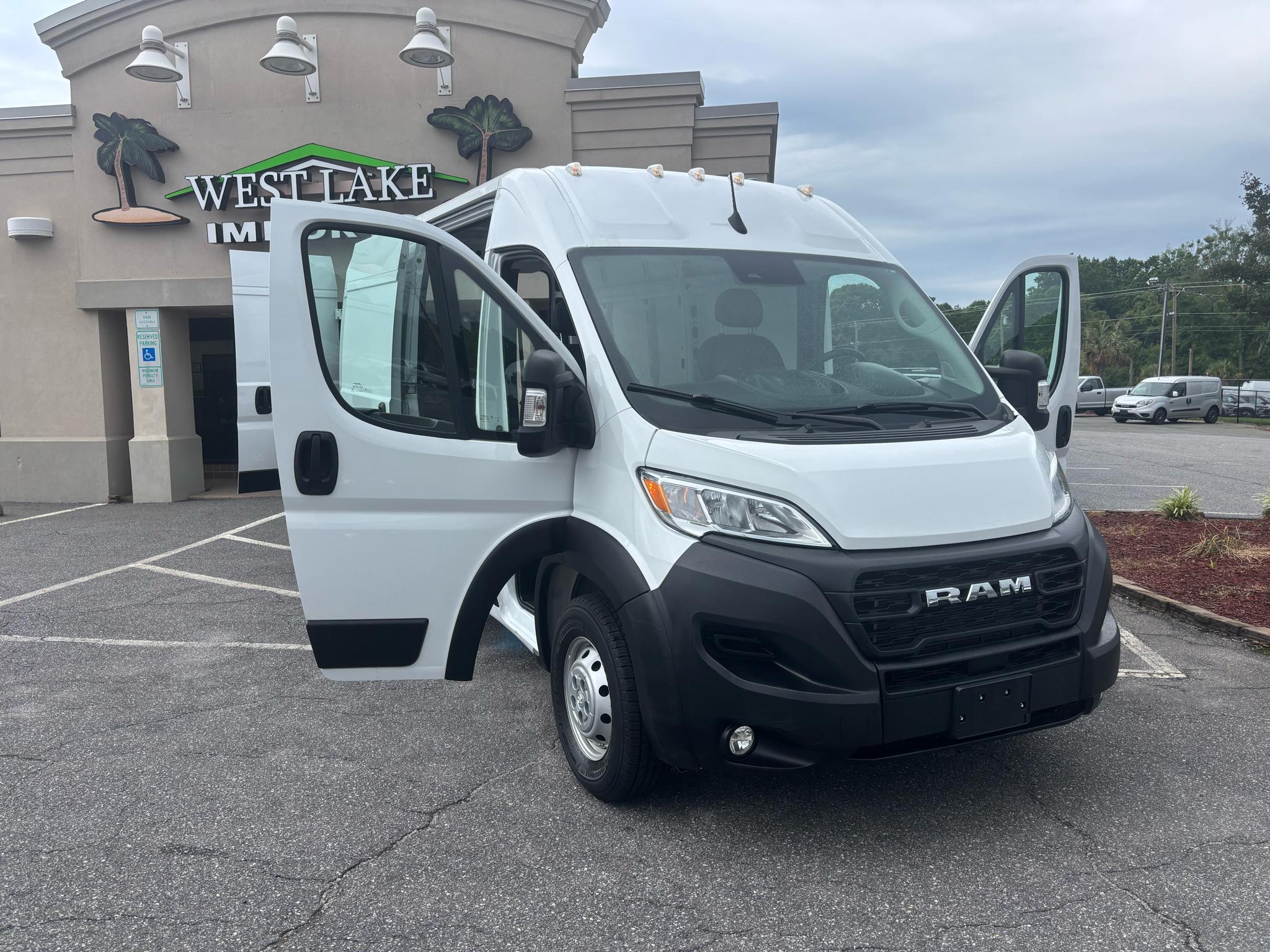 RAM ProMaster Cargo Van Tradesman 2500 High Roof 159" WB w/Pass Seat 2024