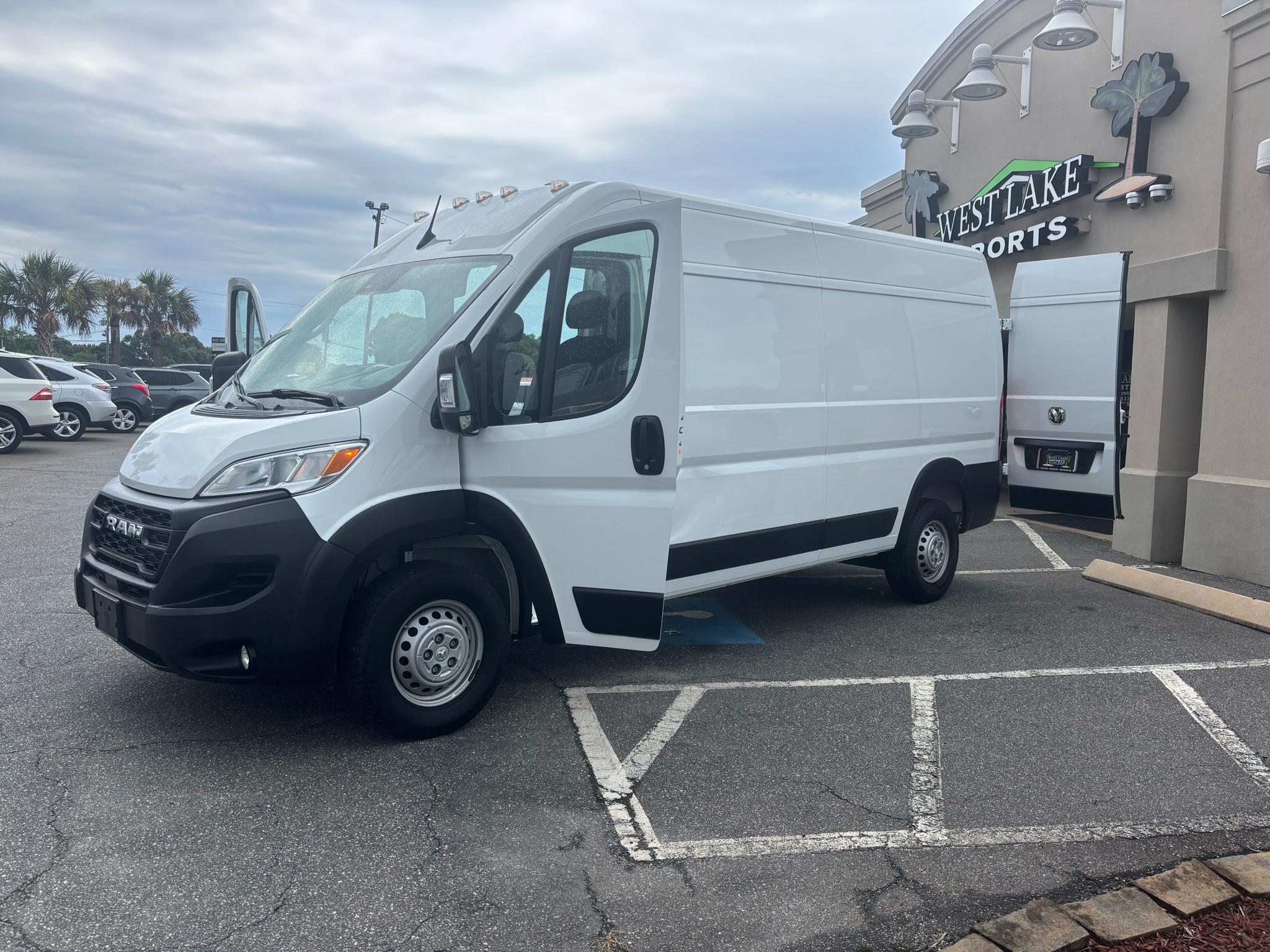 RAM ProMaster Cargo Van Tradesman 2500 High Roof 159" WB w/Pass Seat 2024
