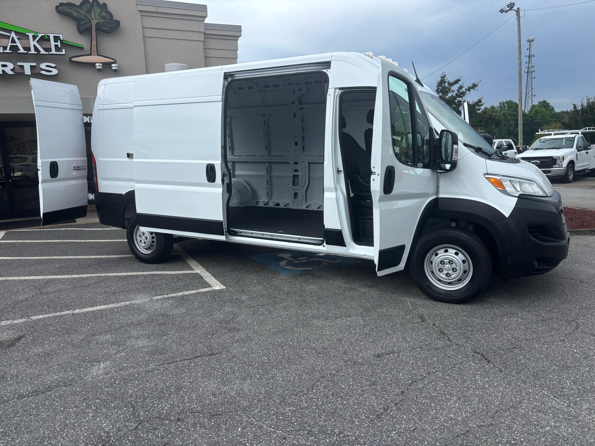 RAM ProMaster Cargo Van Tradesman 2500 High Roof 159" WB w/Pass Seat 2024