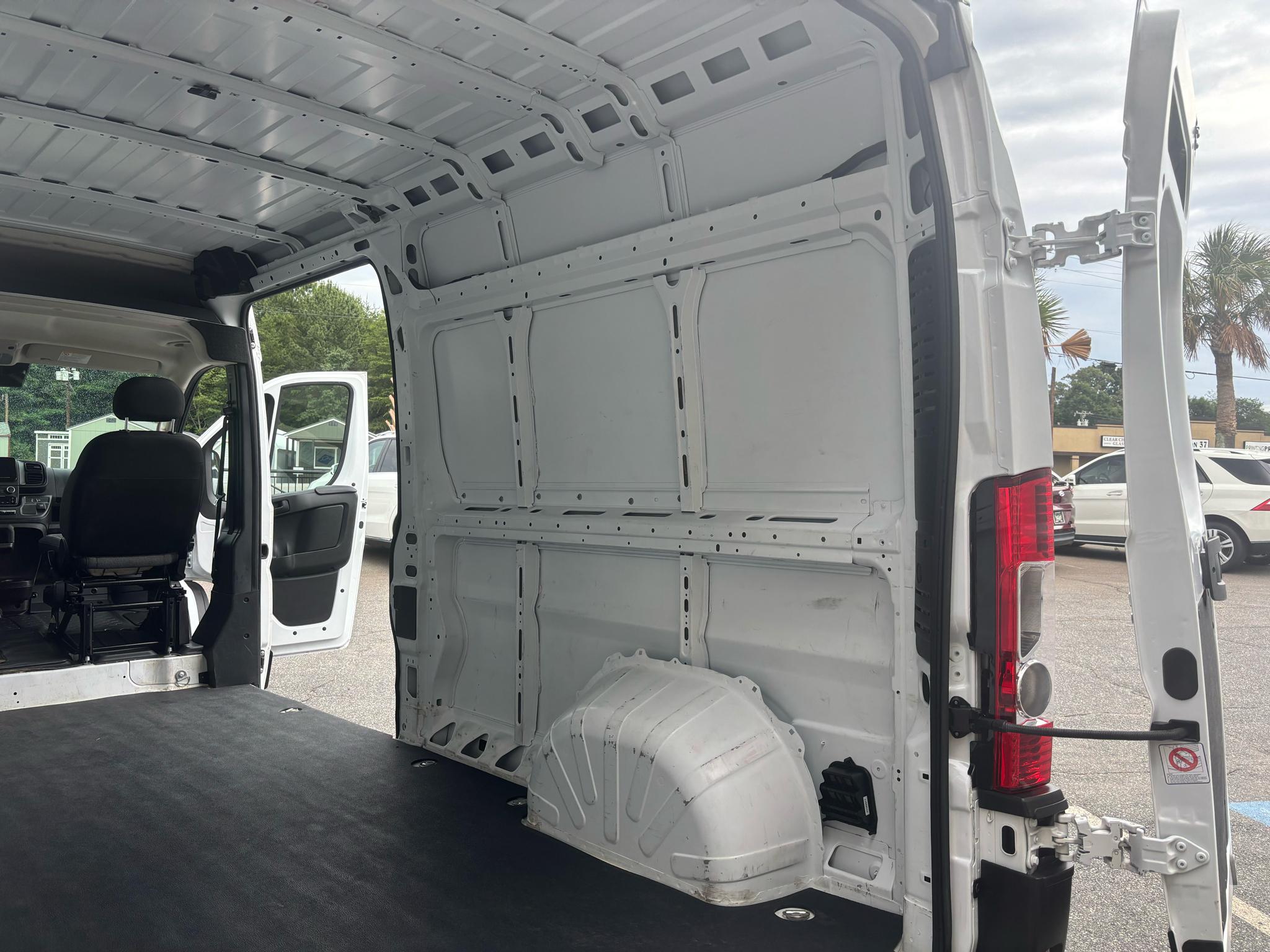 RAM ProMaster Cargo Van Tradesman 2500 High Roof 159" WB w/Pass Seat 2024