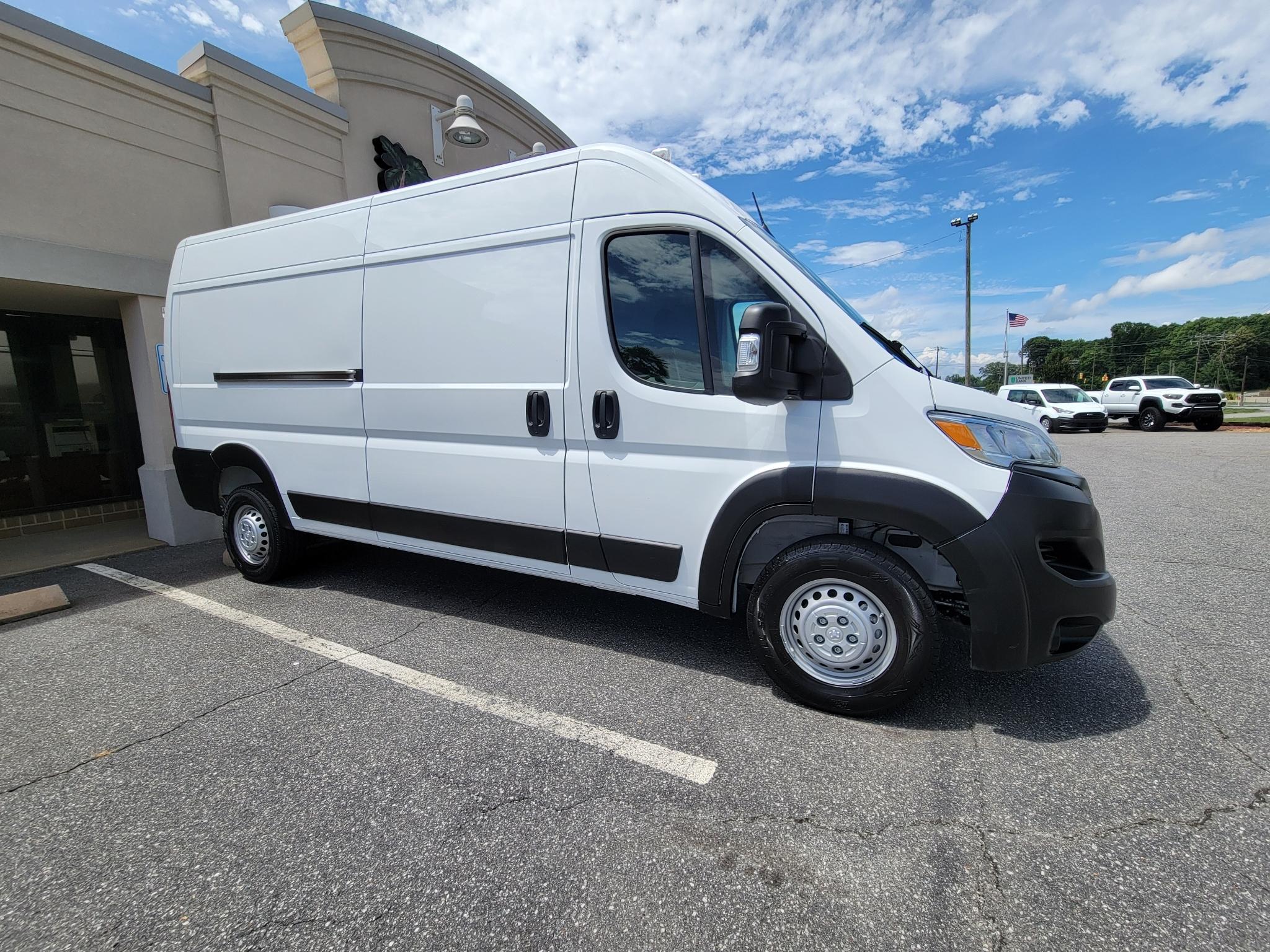 RAM ProMaster Cargo Van Tradesman 2500 High Roof 159" WB w/Pass Seat 2024