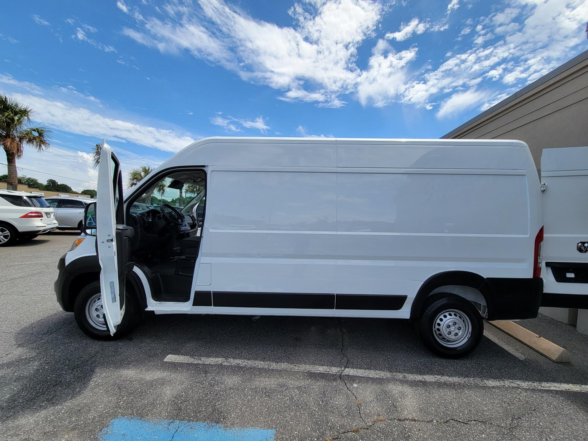 RAM ProMaster Cargo Van Tradesman 2500 High Roof 159" WB w/Pass Seat 2024