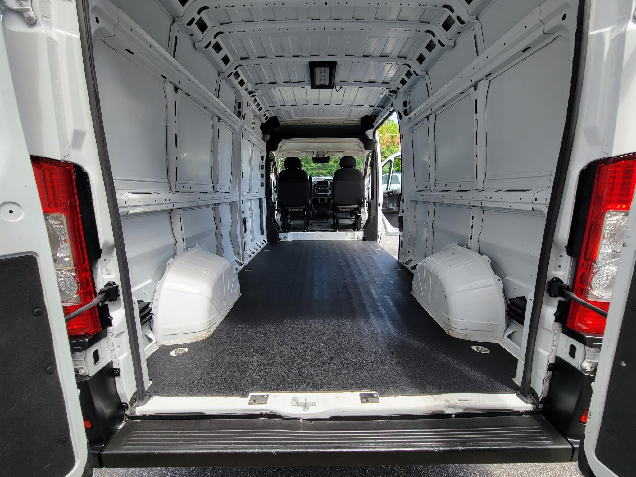 RAM ProMaster Cargo Van Tradesman 2500 High Roof 159" WB w/Pass Seat 2024