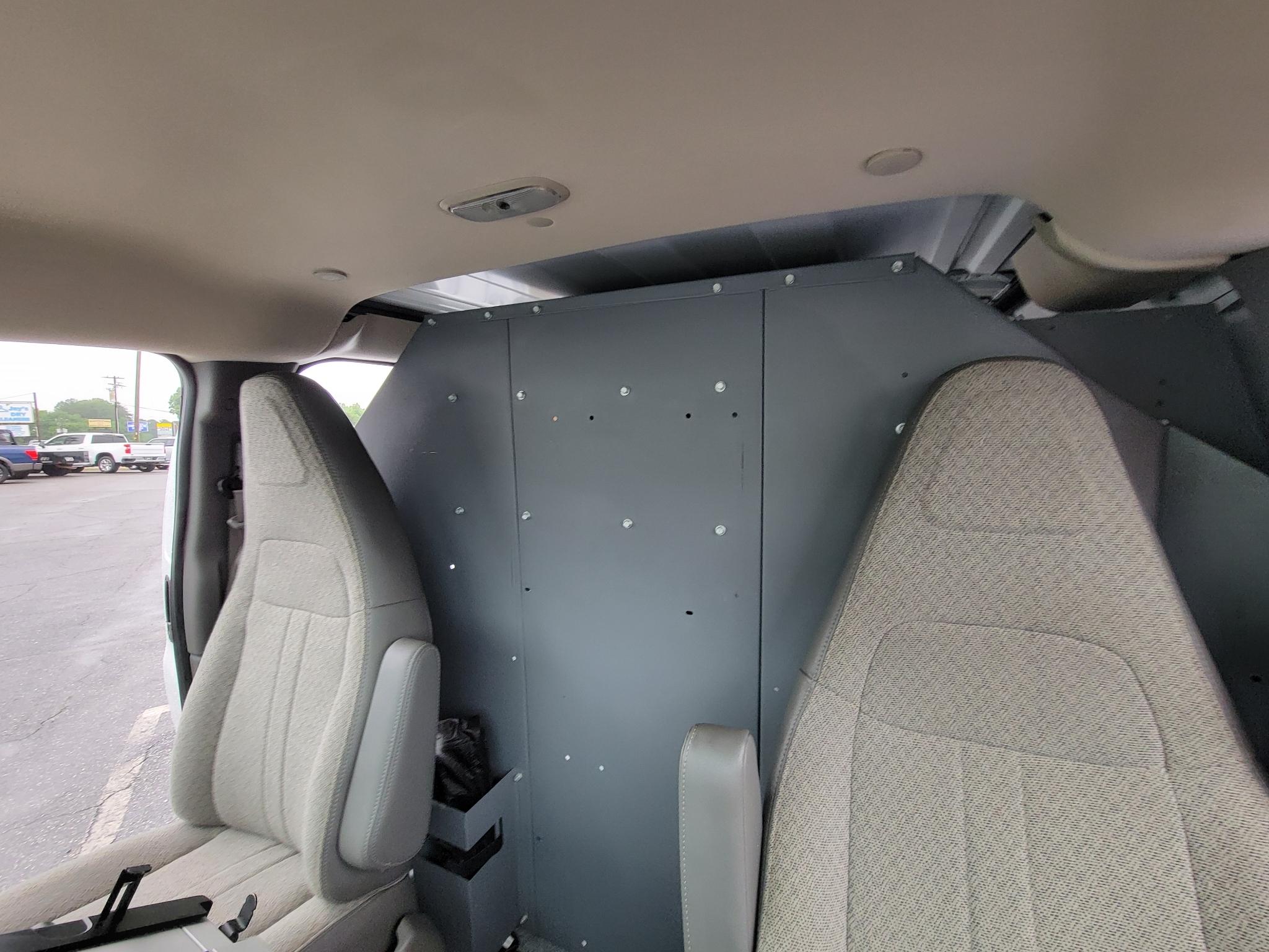 GMC Savana Cargo Van RWD 2500 135" 2022