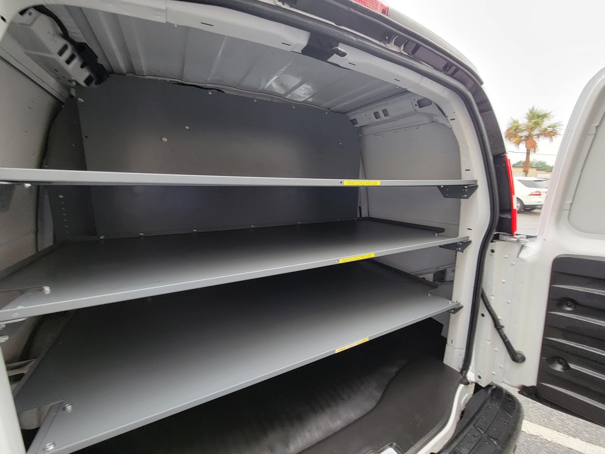 GMC Savana Cargo Van RWD 2500 135" 2022