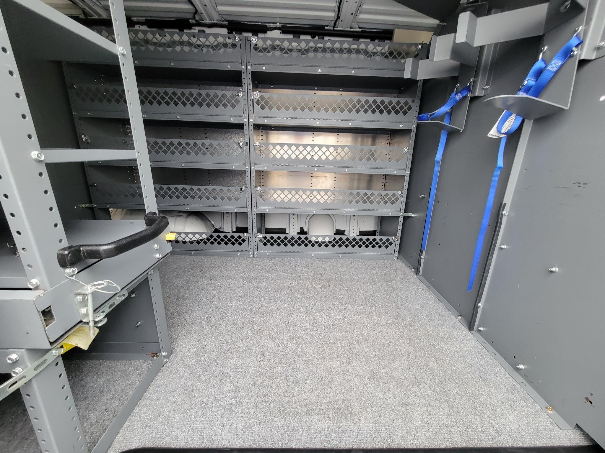 GMC Savana Cargo Van RWD 2500 135" 2022