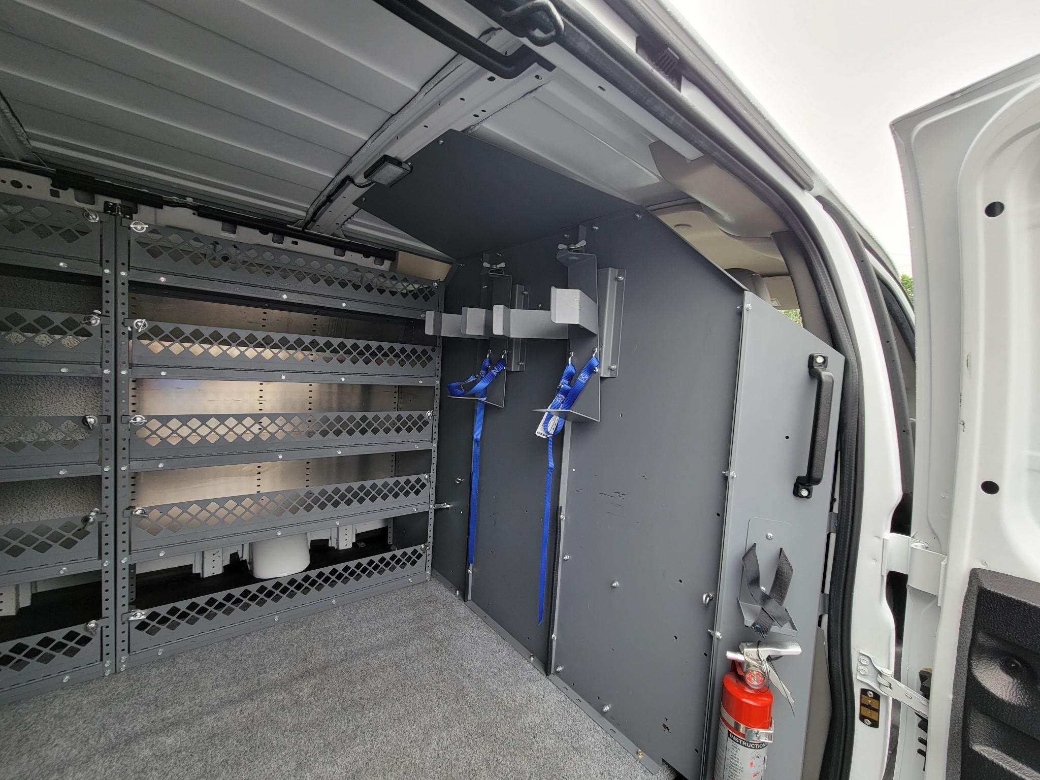 GMC Savana Cargo Van RWD 2500 135" 2022