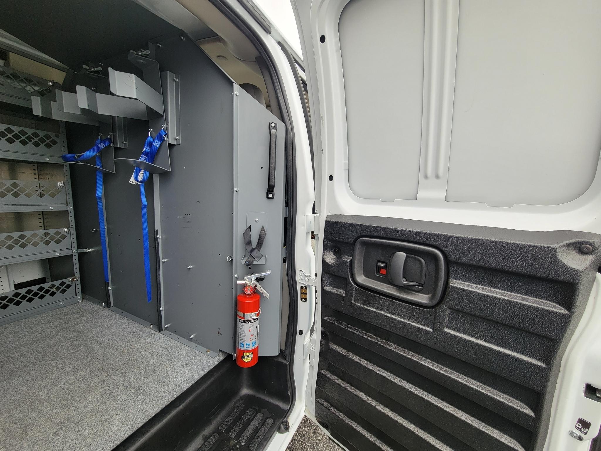 GMC Savana Cargo Van RWD 2500 135" 2022