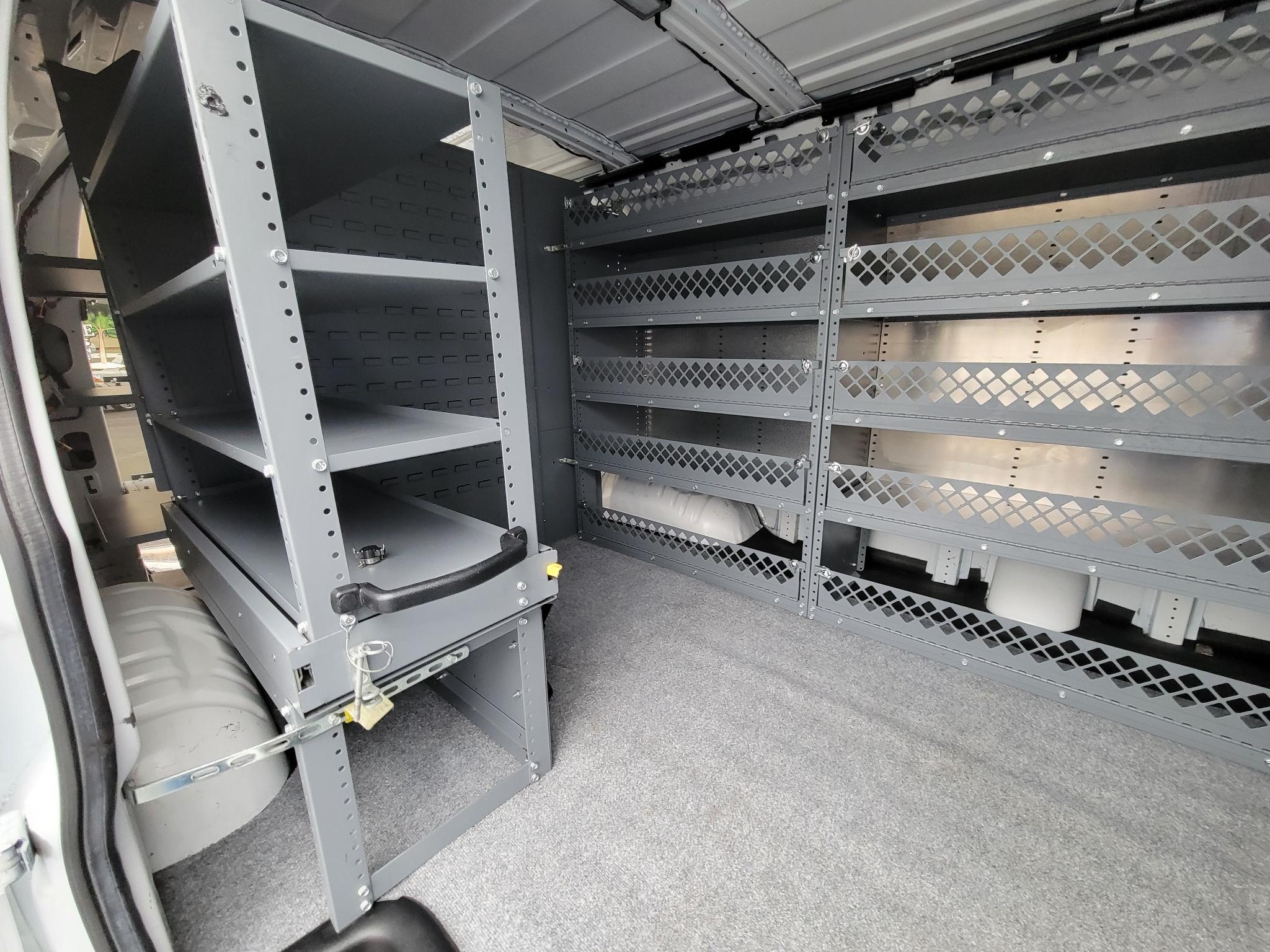 GMC Savana Cargo Van RWD 2500 135" 2022