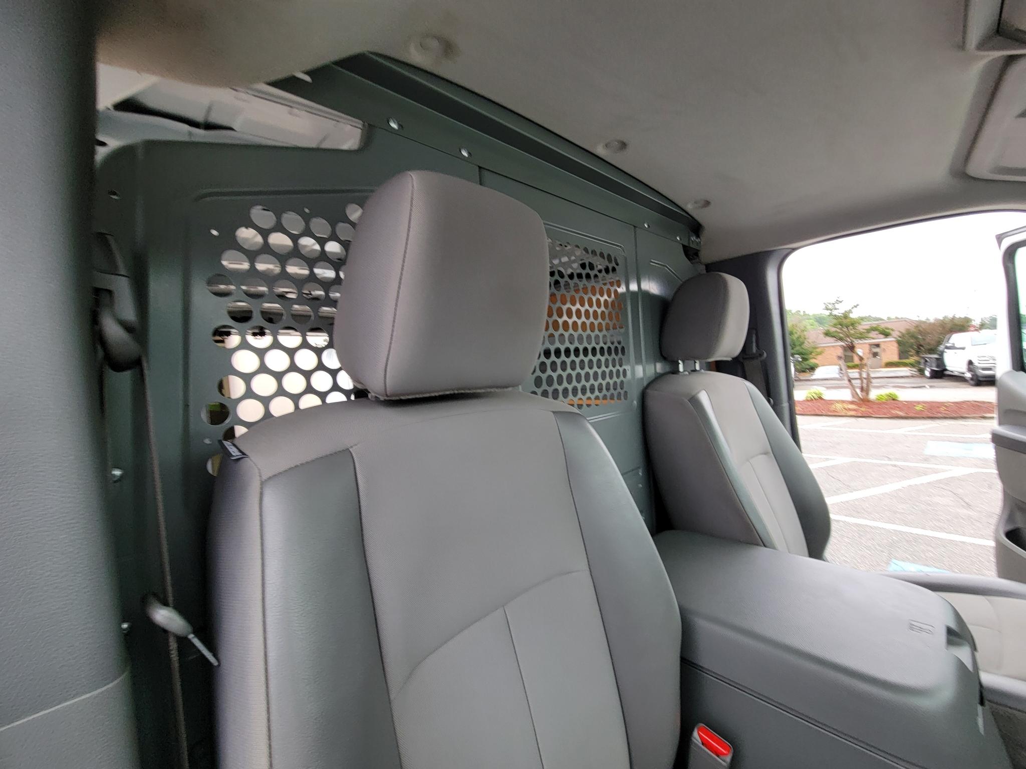 Nissan NV Cargo NV2500 HD Standard Roof V6 SV 2020