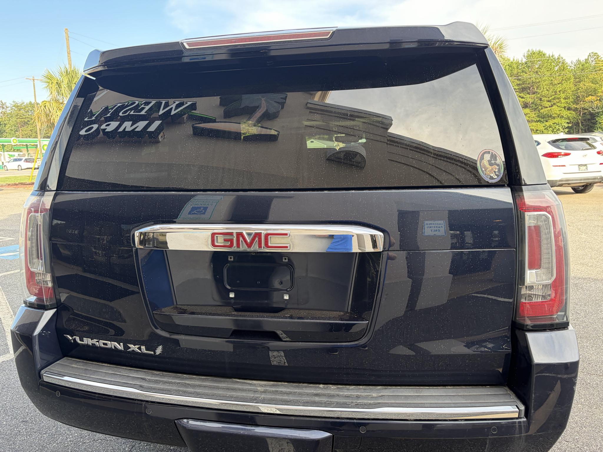GMC Yukon XL 4WD 4dr Denali 2019