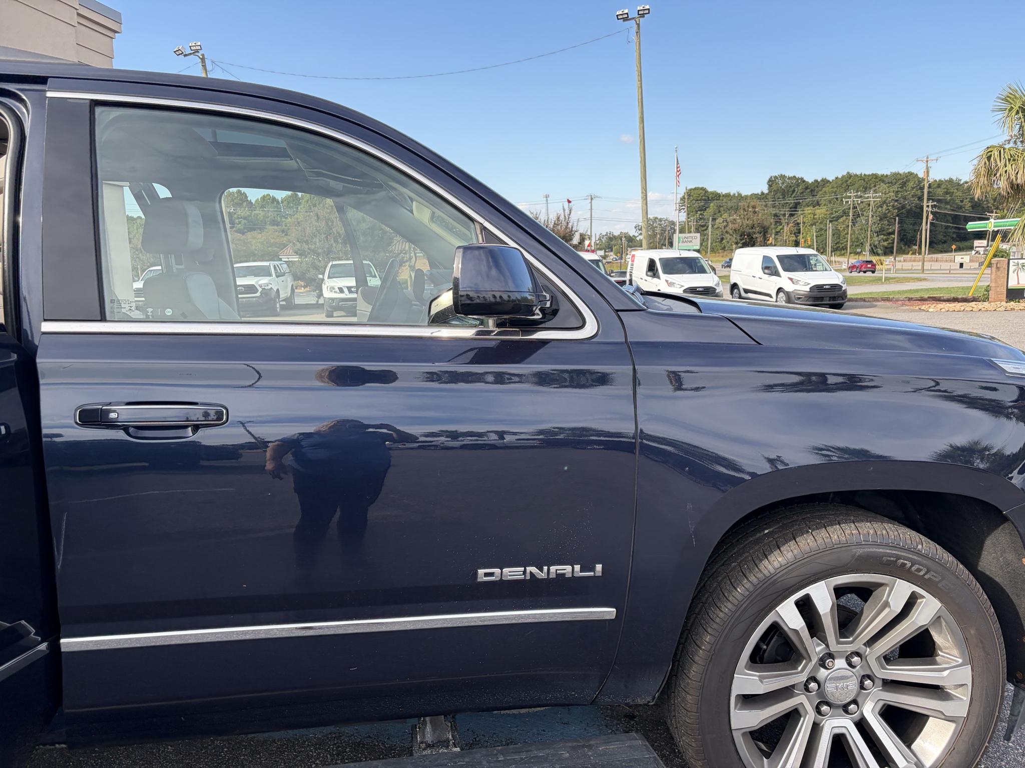GMC Yukon XL 4WD 4dr Denali 2019