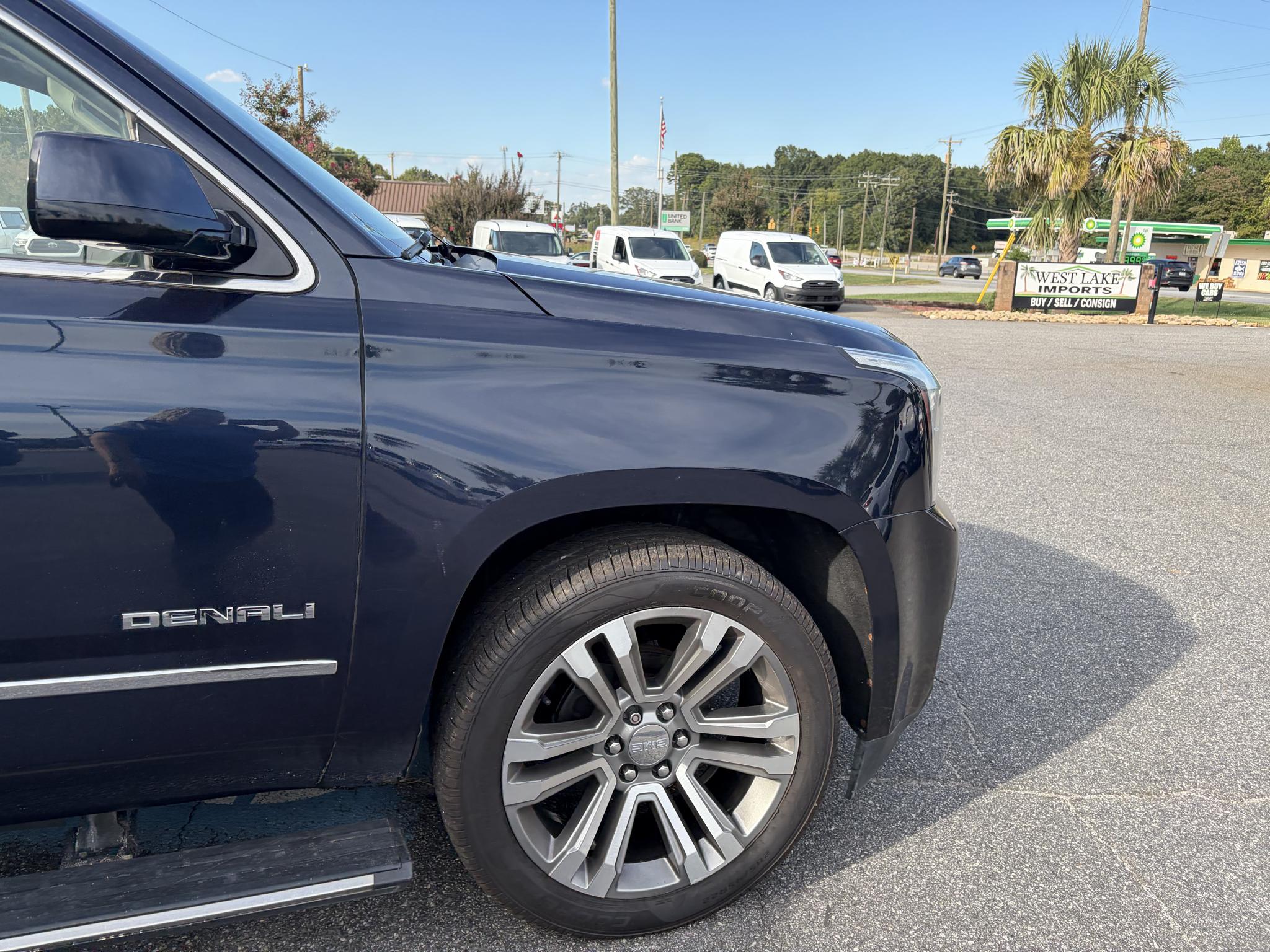 GMC Yukon XL 4WD 4dr Denali 2019