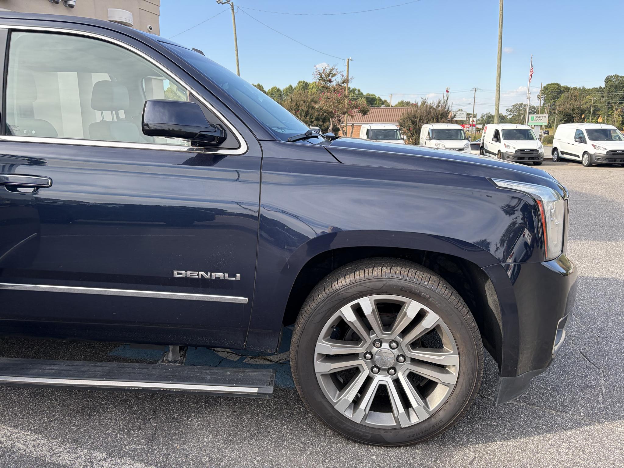 GMC Yukon XL 4WD 4dr Denali 2019