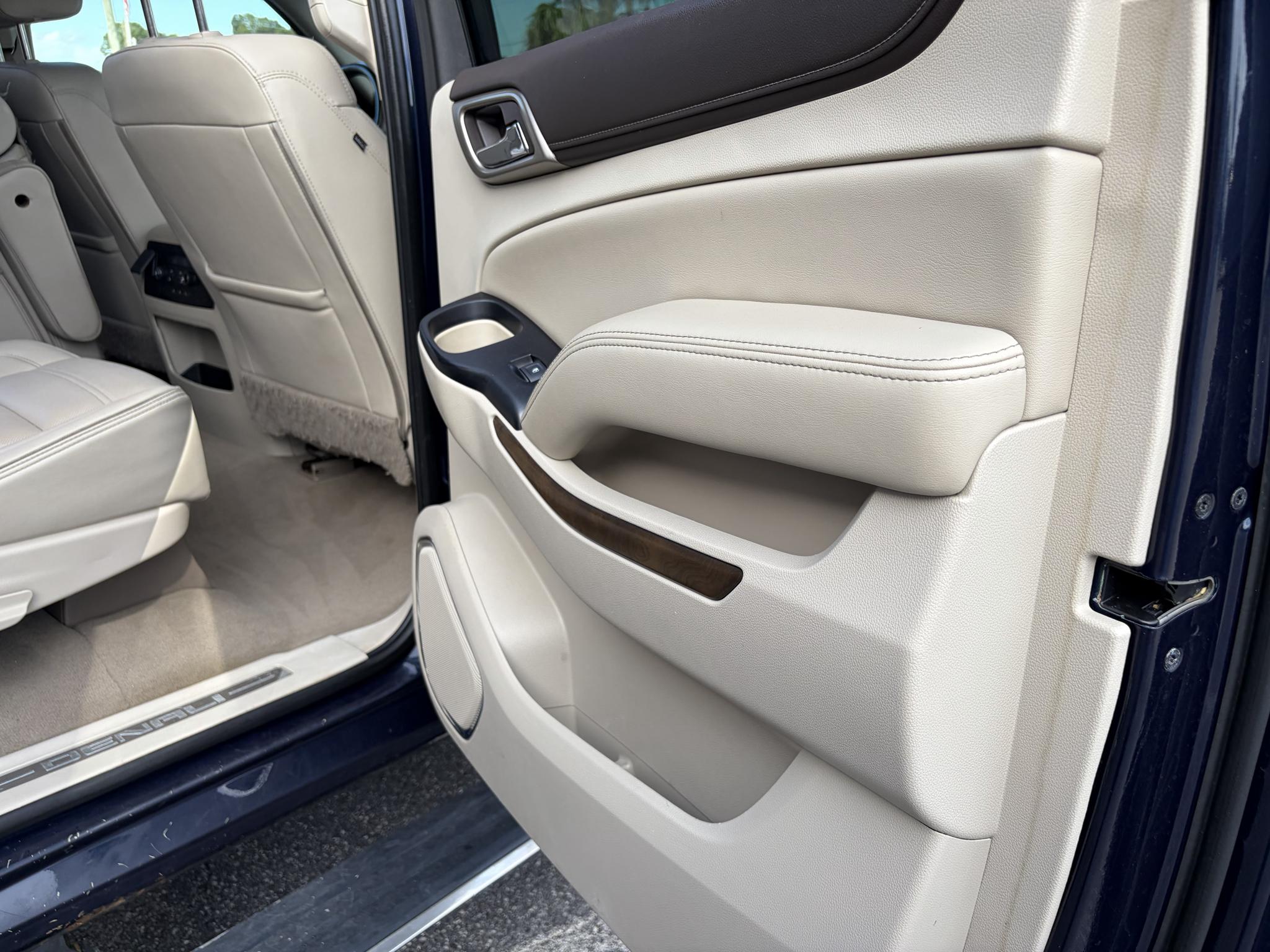 GMC Yukon XL 4WD 4dr Denali 2019