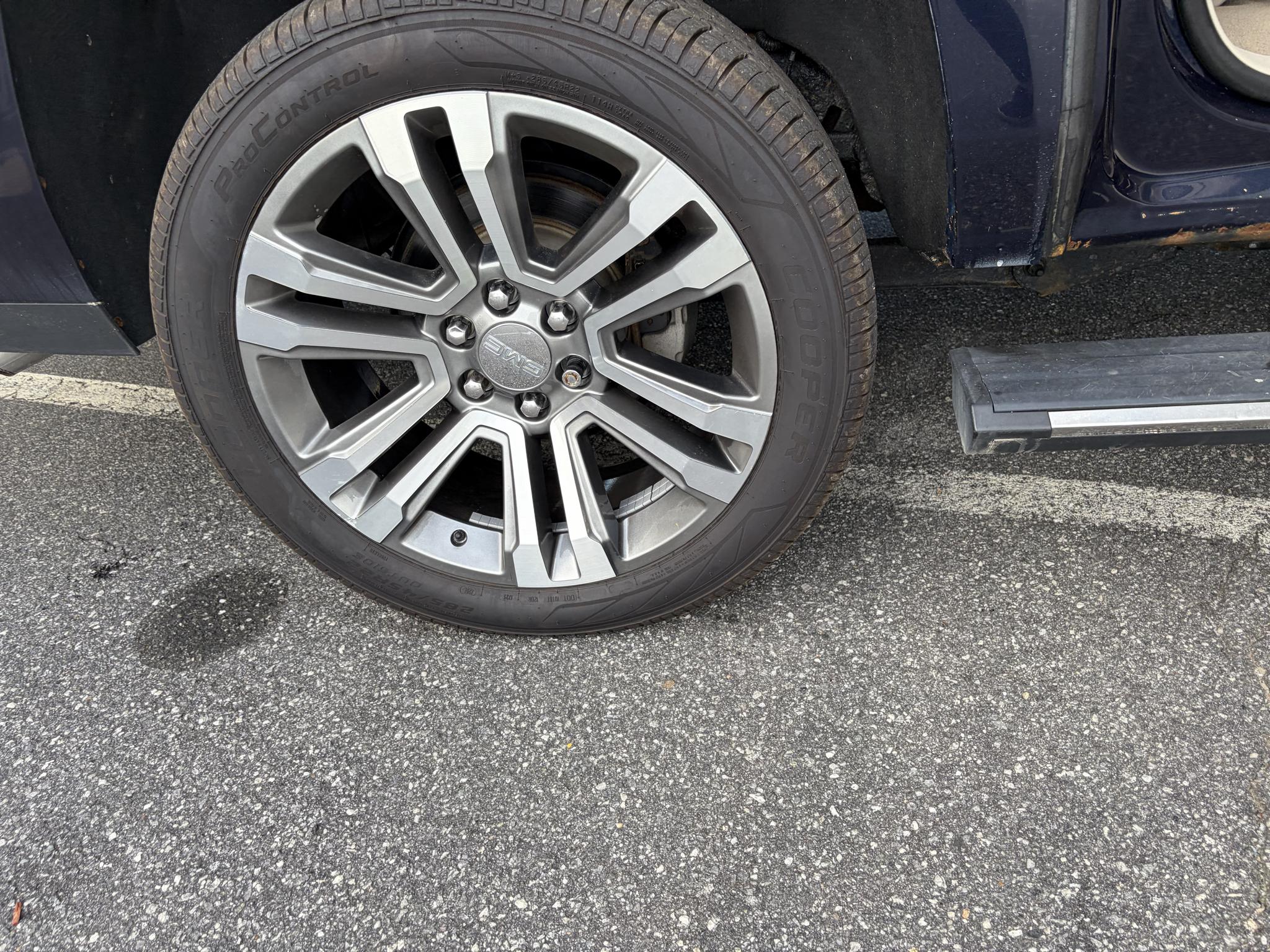 GMC Yukon XL 4WD 4dr Denali 2019
