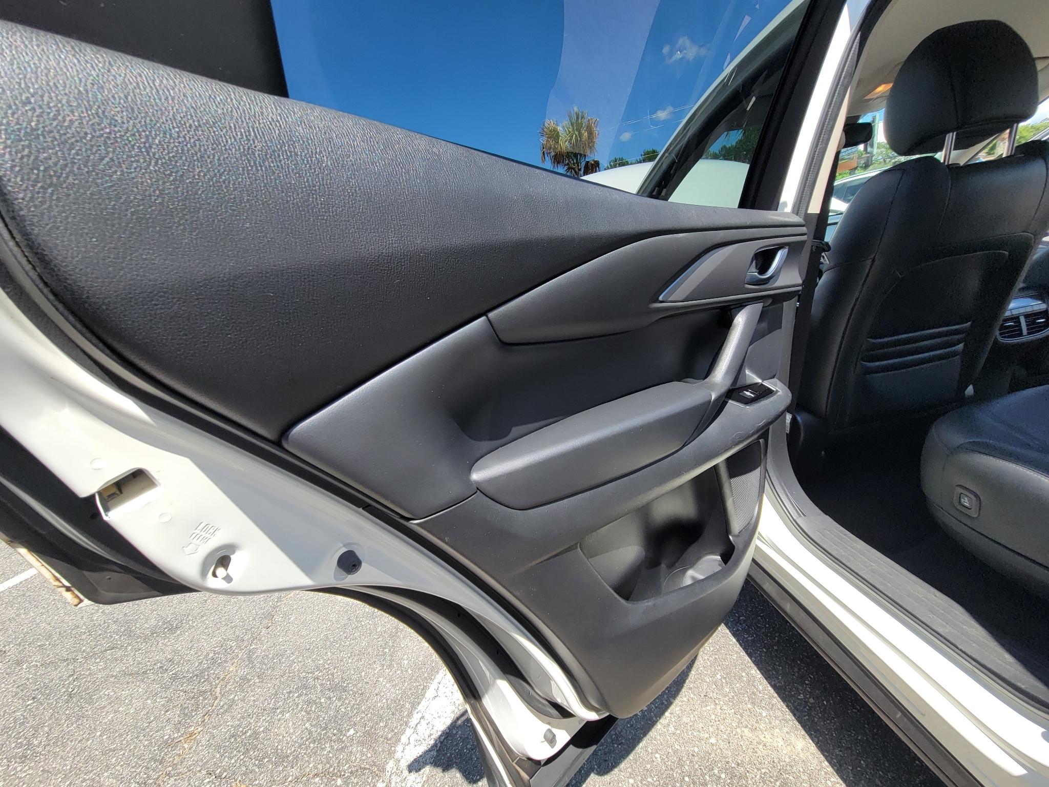 Mazda CX-9 Touring FWD 2020