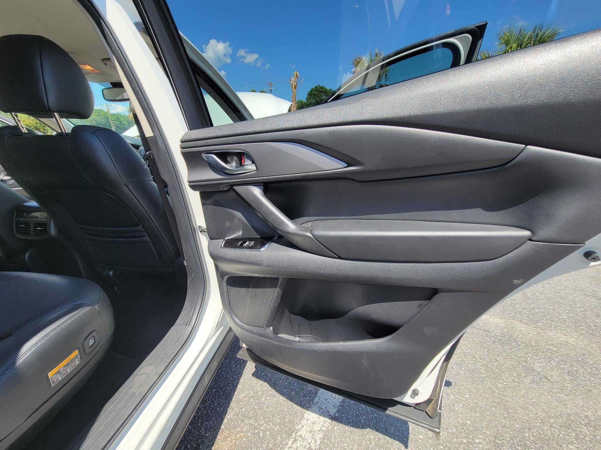 Mazda CX-9 Touring FWD 2020
