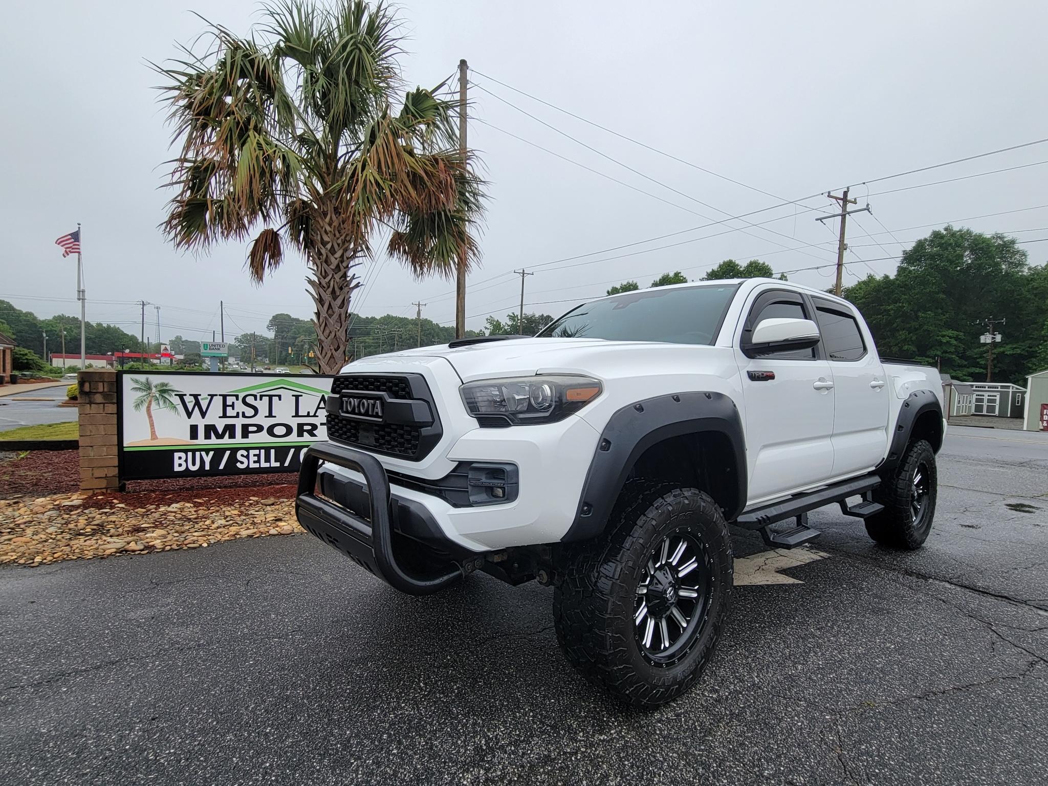 Toyota Tacoma TRD Off Road Double Cab 5' Bed V6 4x4 MT (Natl) 2018
