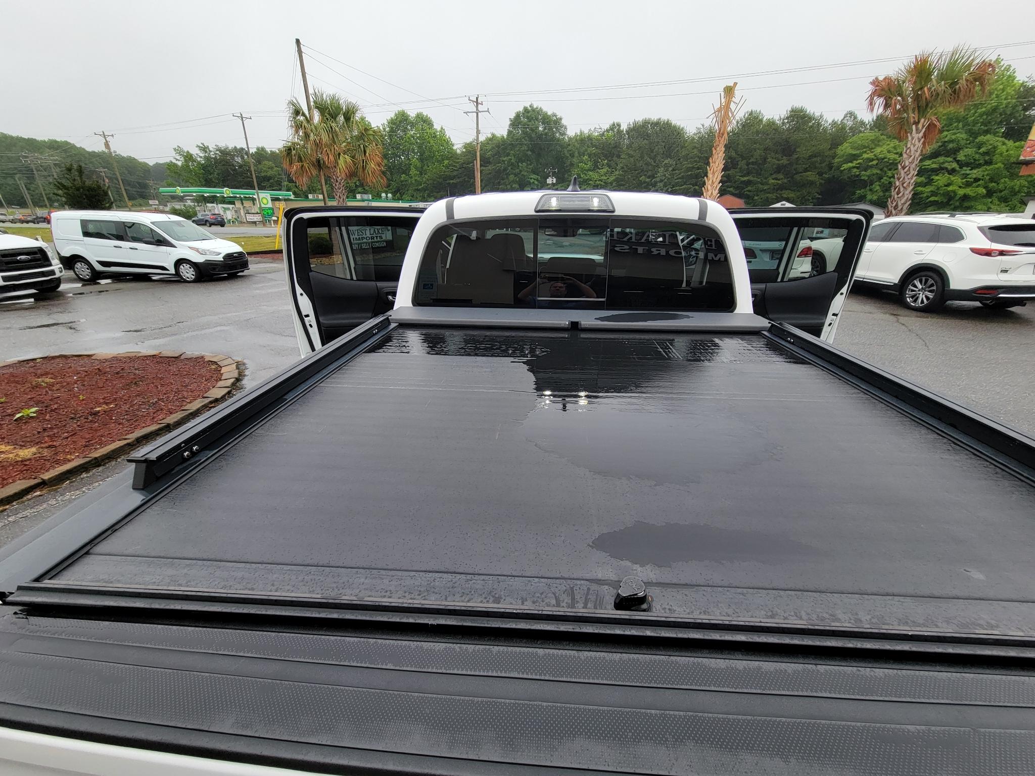 Toyota Tacoma TRD Off Road Double Cab 5' Bed V6 4x4 MT (Natl) 2018