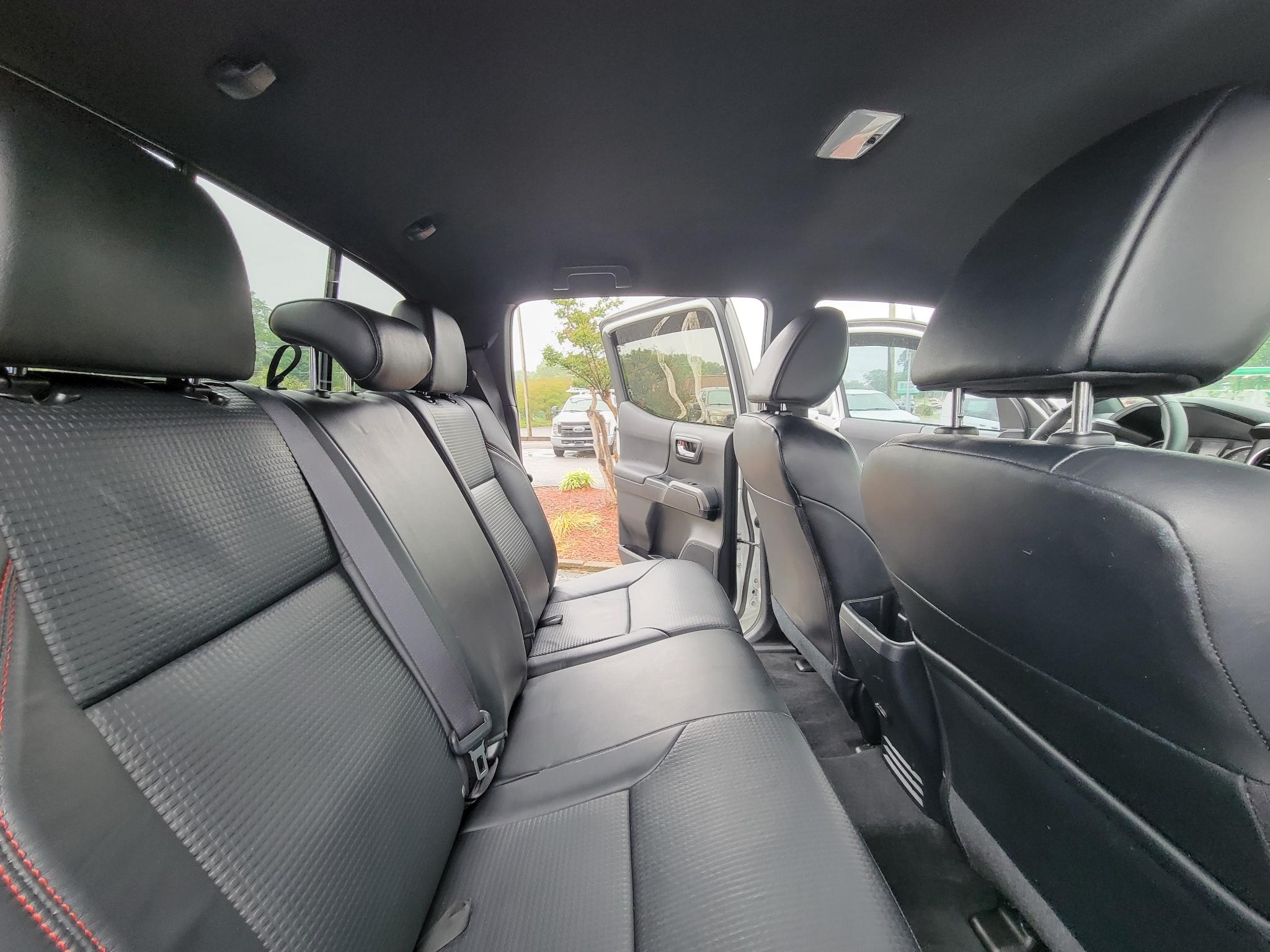 Toyota Tacoma TRD Off Road Double Cab 5' Bed V6 4x4 MT (Natl) 2018