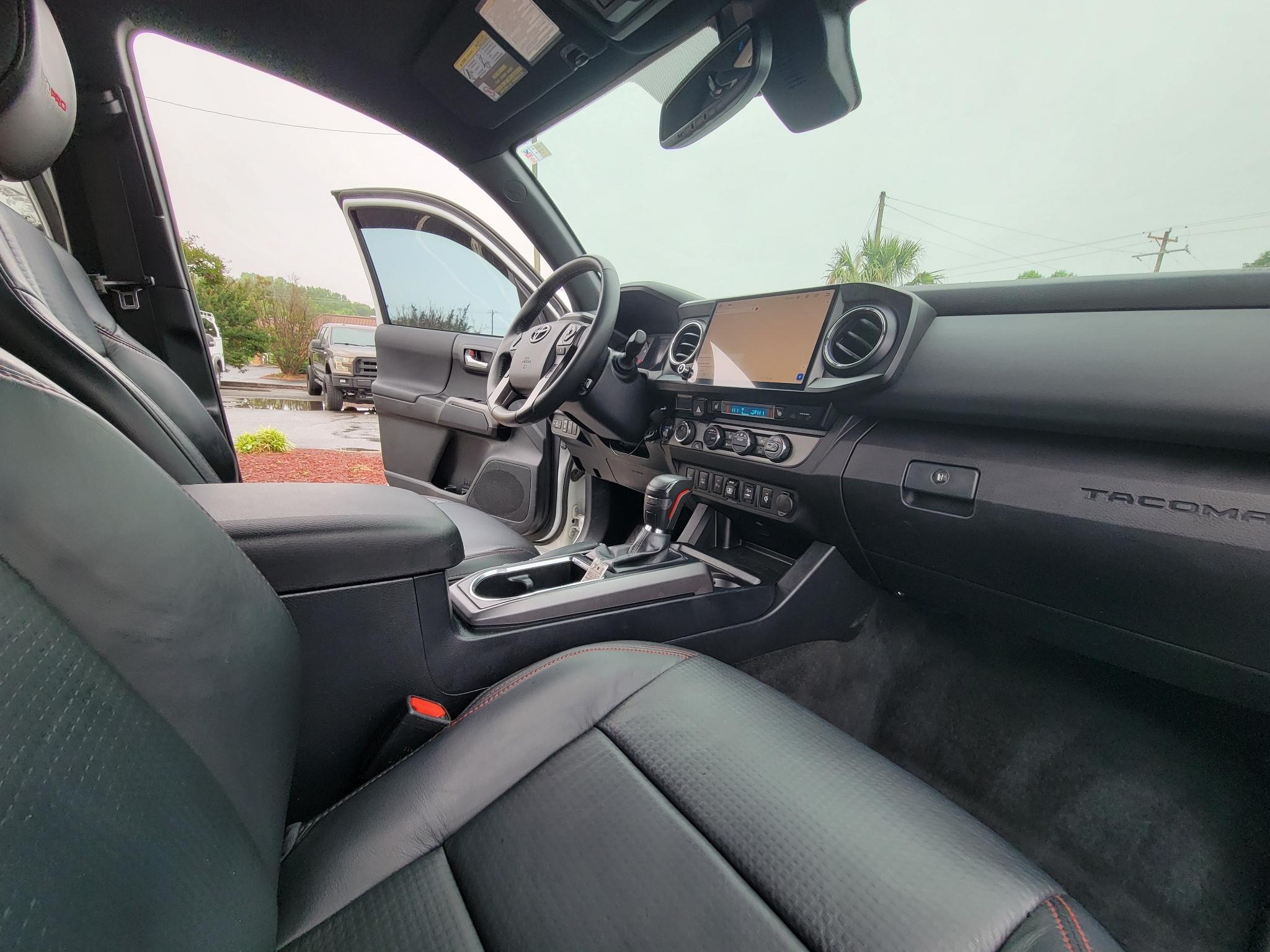 Toyota Tacoma TRD Off Road Double Cab 5' Bed V6 4x4 MT (Natl) 2018