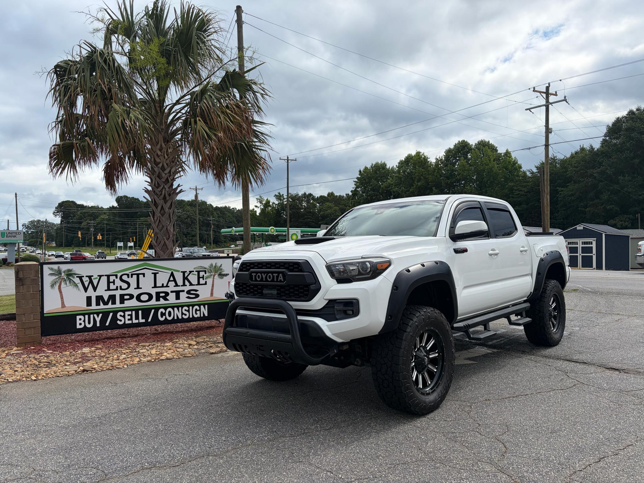 2018 Toyota Tacoma TRD Pro Double Cab 5' Bed V6 4x4 AT (Natl)