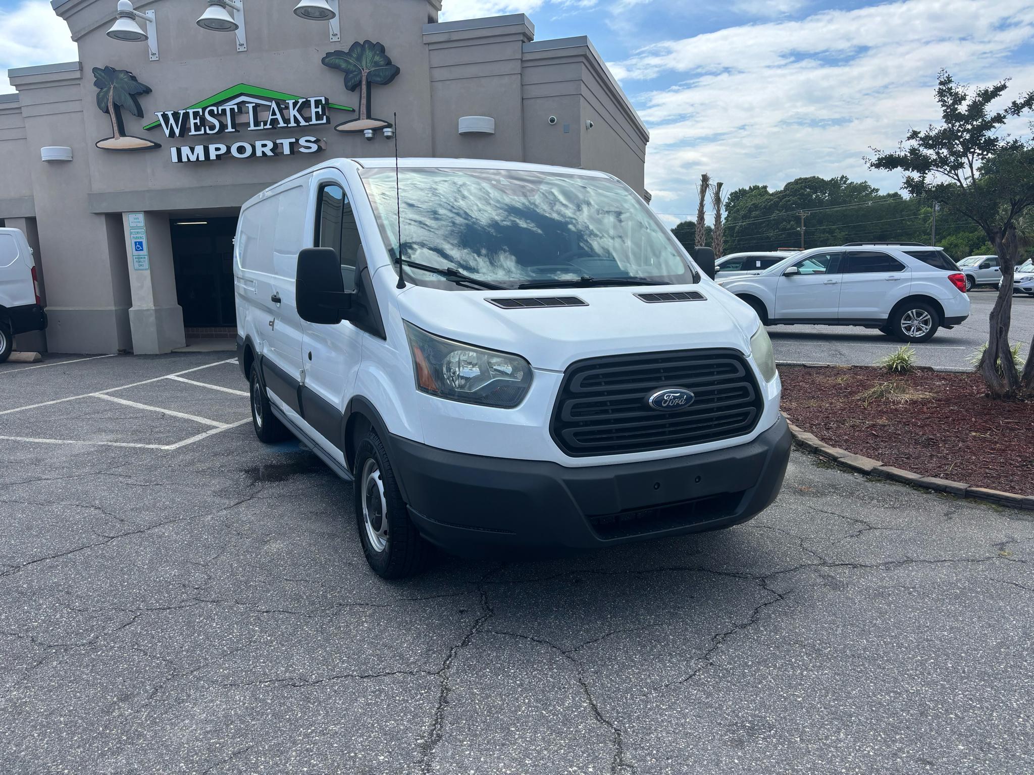 Ford Transit Cargo Van T-150 130" Low Rf 8600 GVWR Swing-Out RH Dr 2016
