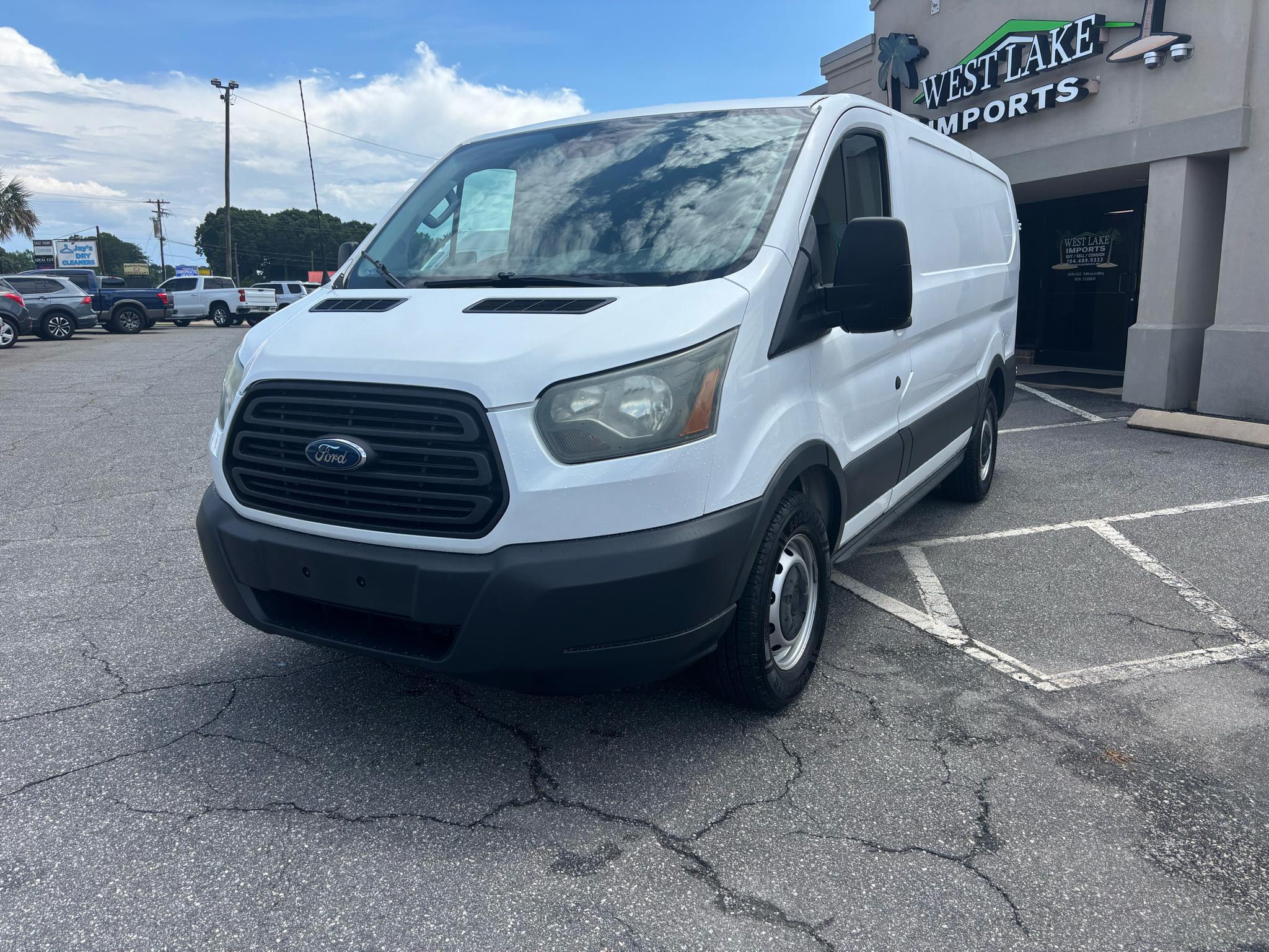 Ford Transit Cargo Van T-150 130" Low Rf 8600 GVWR Swing-Out RH Dr 2016