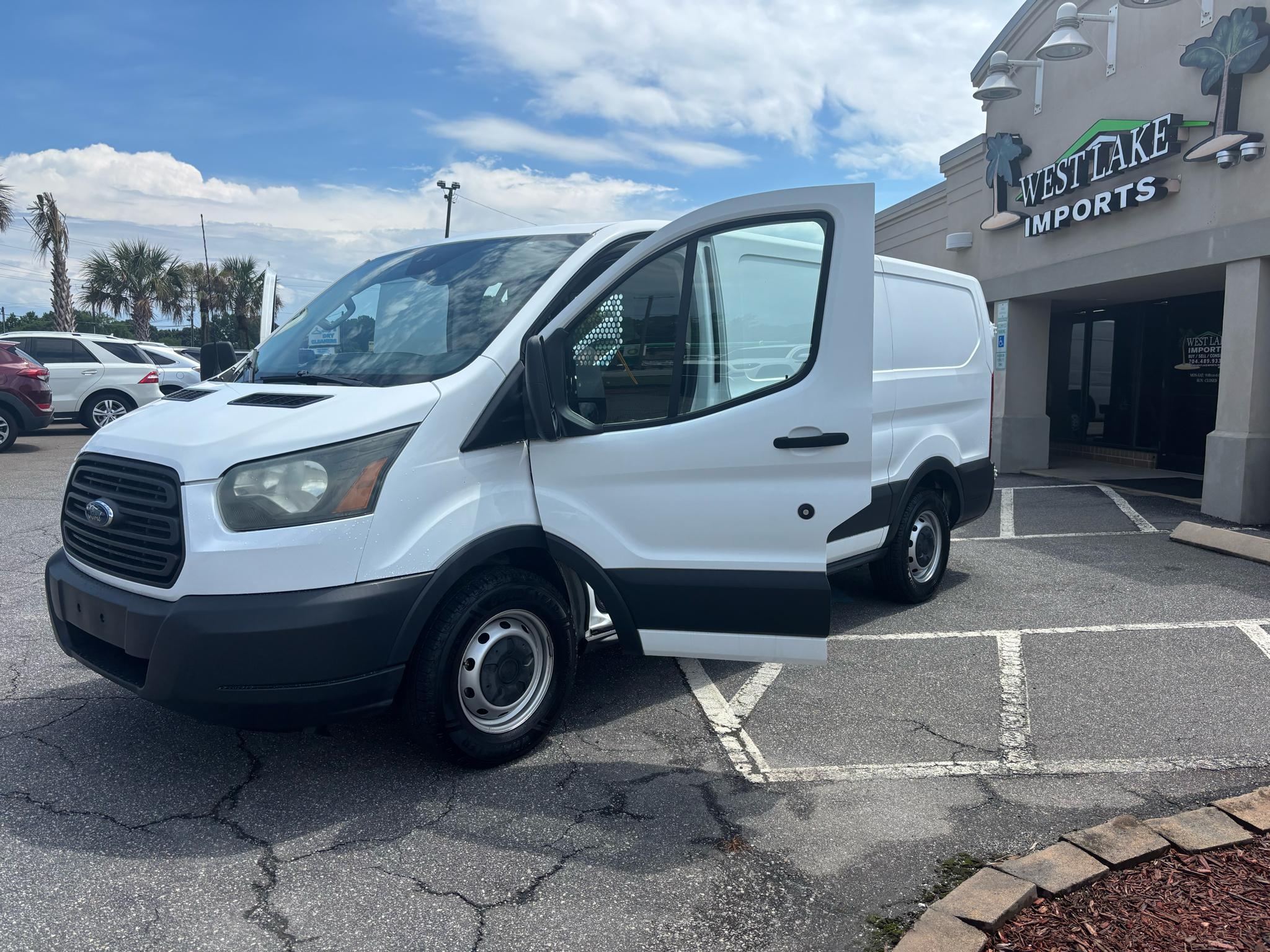 Ford Transit Cargo Van T-150 130" Low Rf 8600 GVWR Swing-Out RH Dr 2016