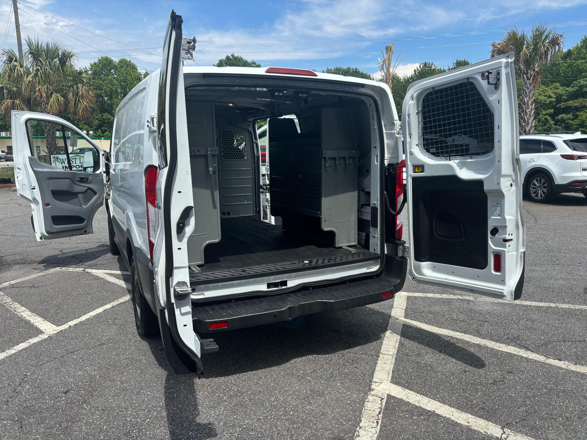 Ford Transit Cargo Van T-150 130" Low Rf 8600 GVWR Swing-Out RH Dr 2016