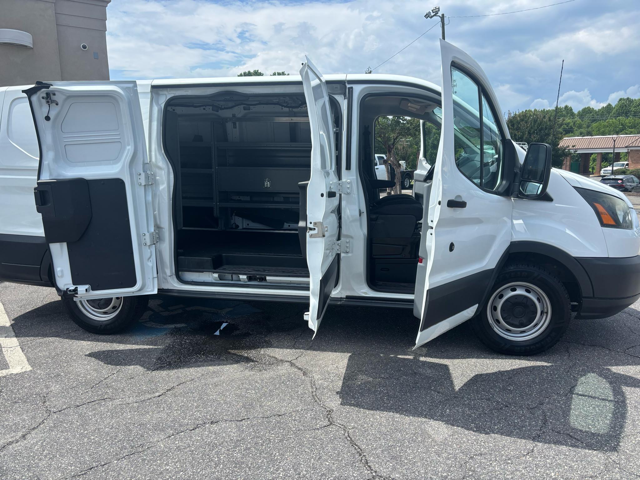 Ford Transit Cargo Van T-150 130" Low Rf 8600 GVWR Swing-Out RH Dr 2016