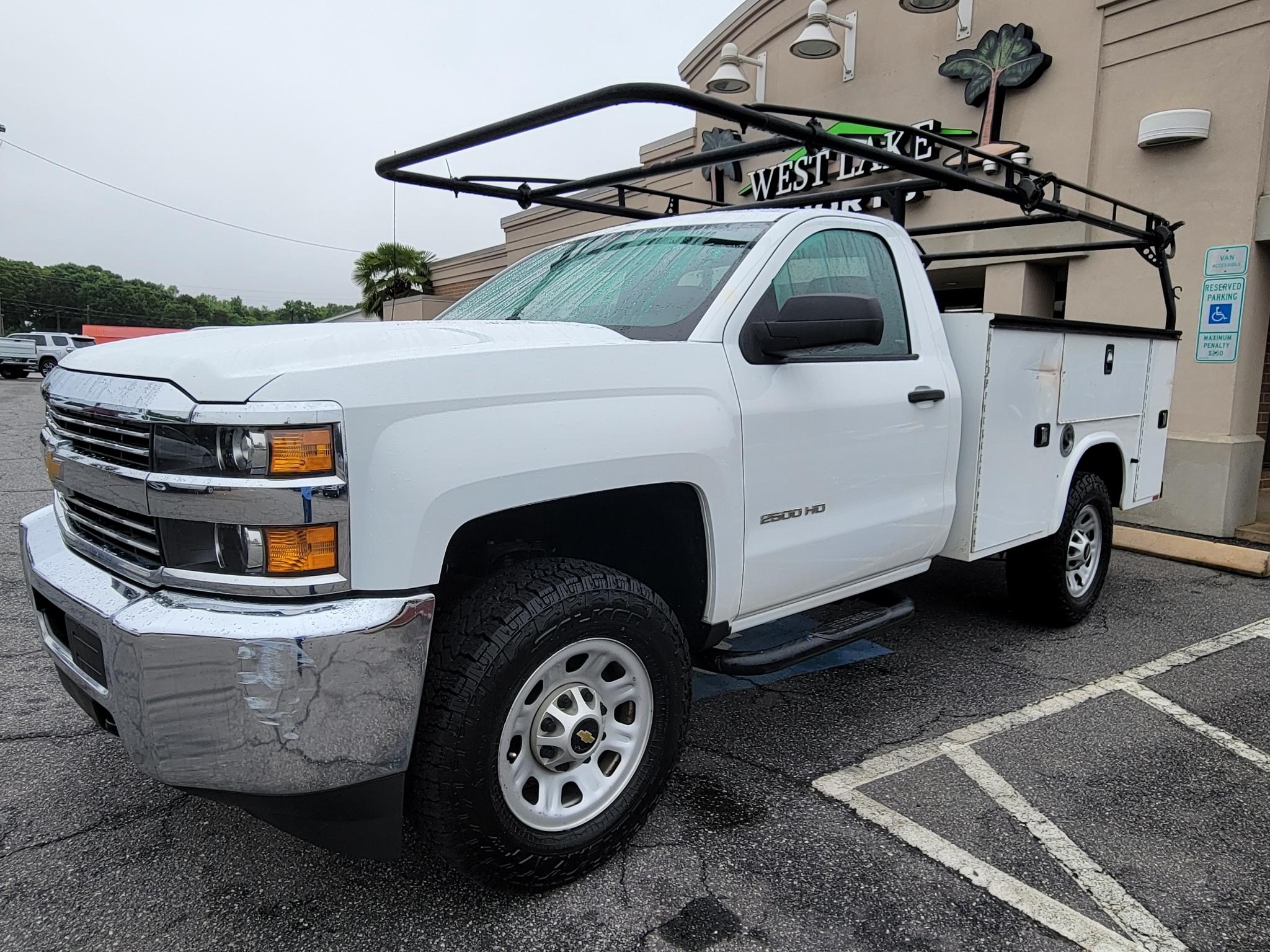 Chevrolet Silverado 2500HD 2WD Reg Cab 133.6" Work Truck 2018
