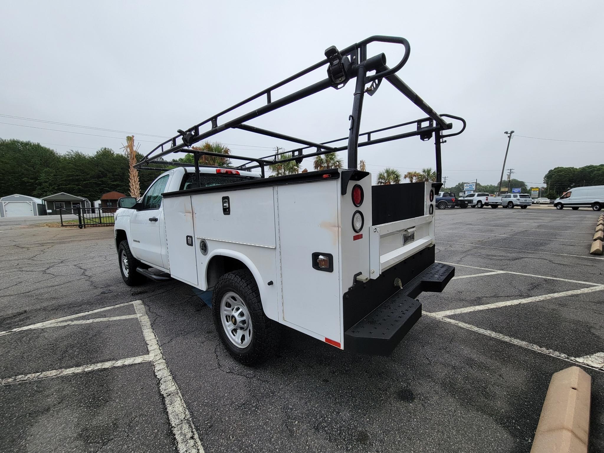 Chevrolet Silverado 2500HD 2WD Reg Cab 133.6" Work Truck 2018