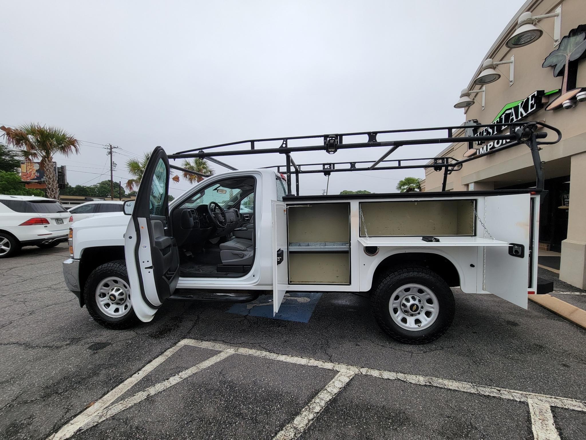 Chevrolet Silverado 2500HD 2WD Reg Cab 133.6" Work Truck 2018