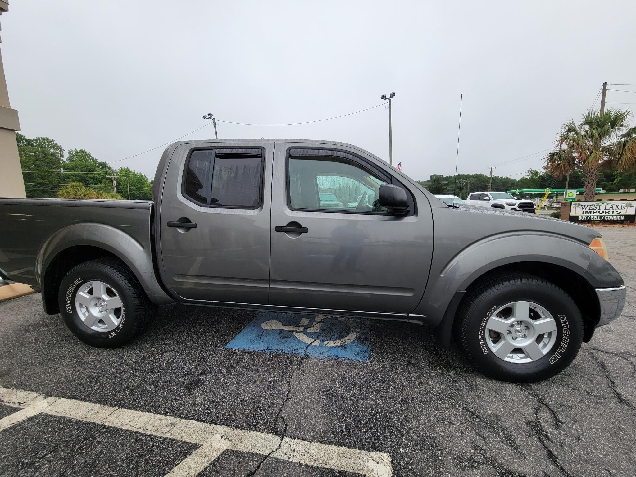 Nissan Frontier 4WD Crew Cab SWB Auto SE 2007