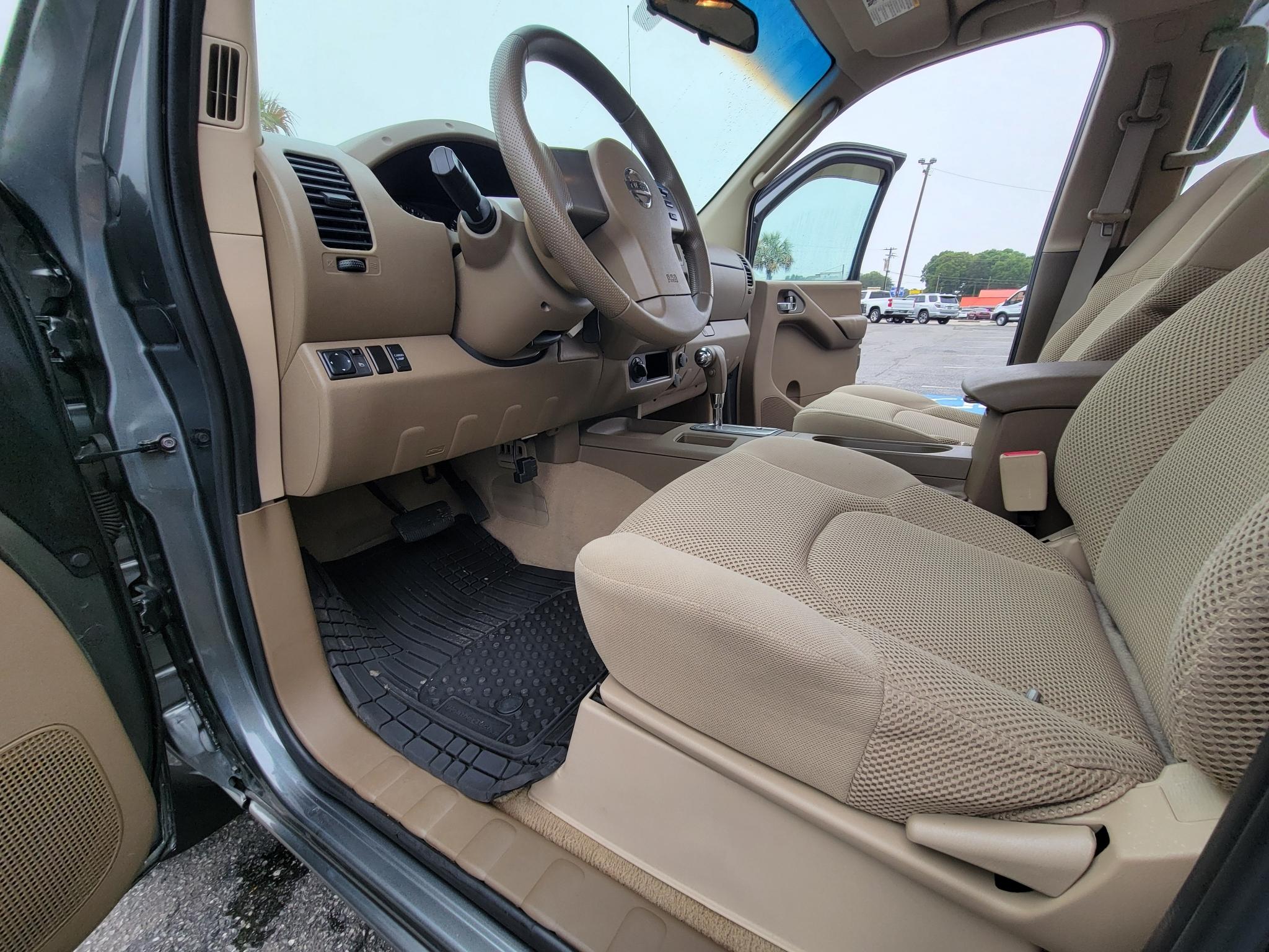 Nissan Frontier 4WD Crew Cab SWB Auto SE 2007