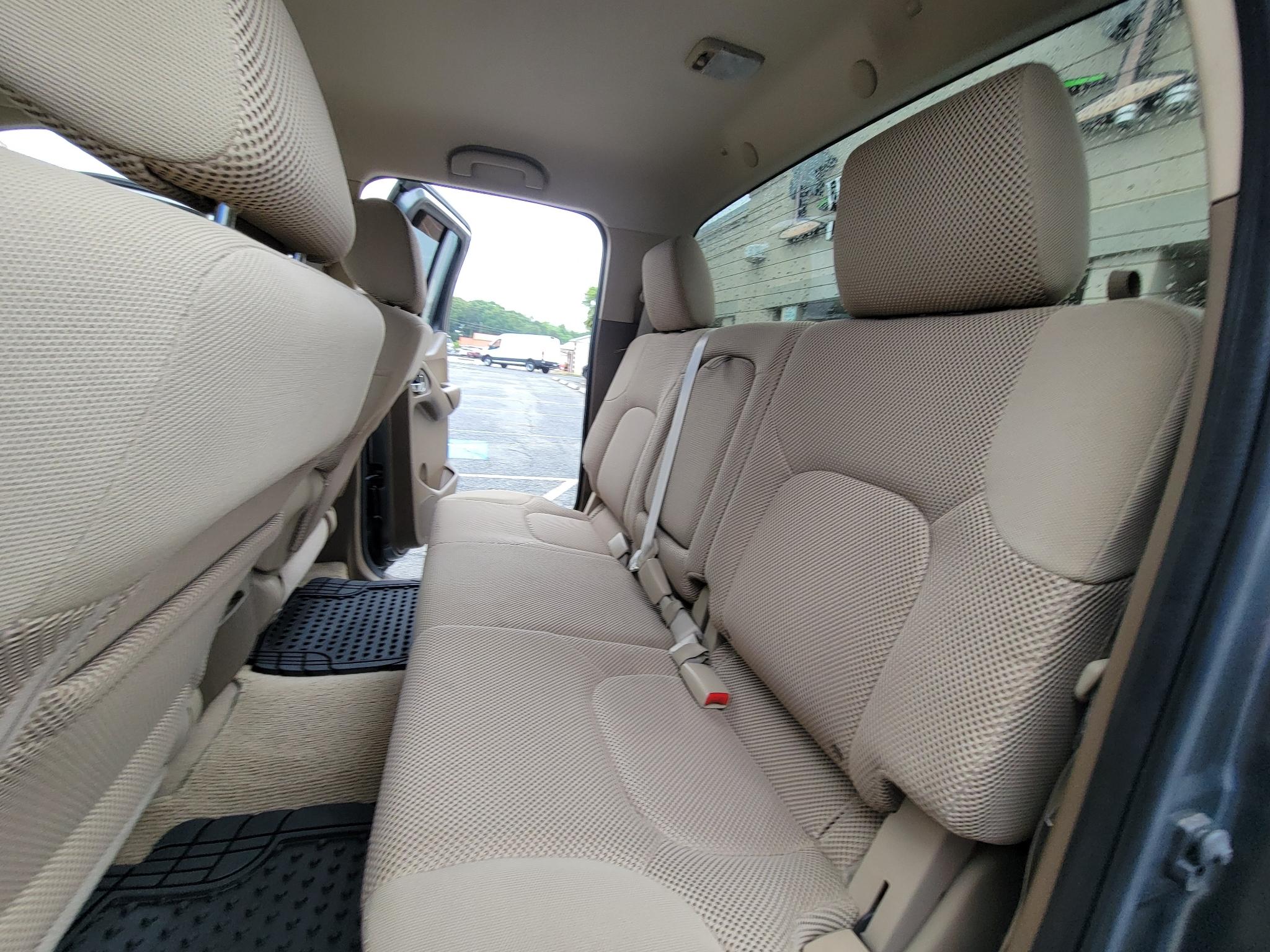 Nissan Frontier 4WD Crew Cab SWB Auto SE 2007