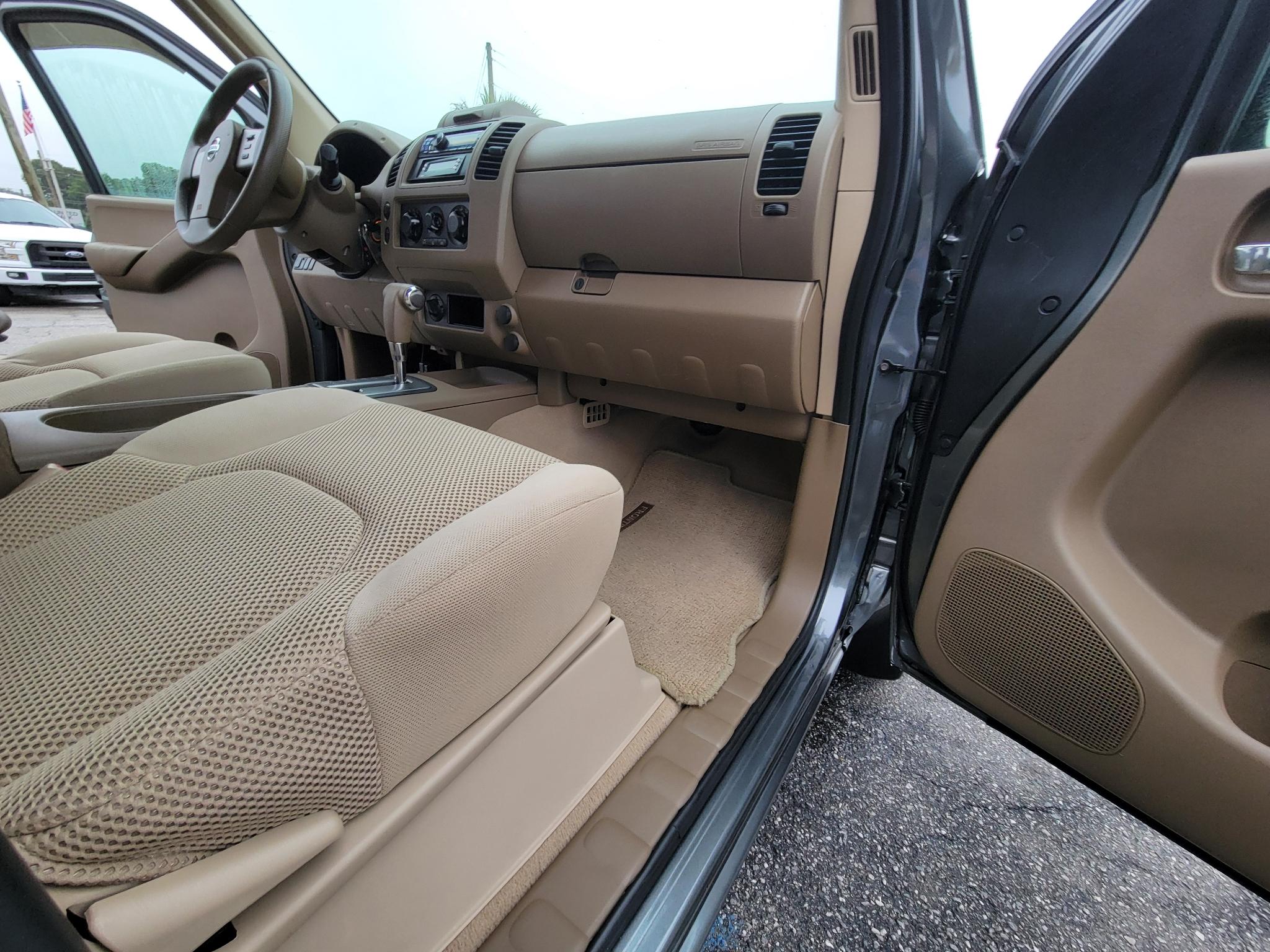 Nissan Frontier 4WD Crew Cab SWB Auto SE 2007