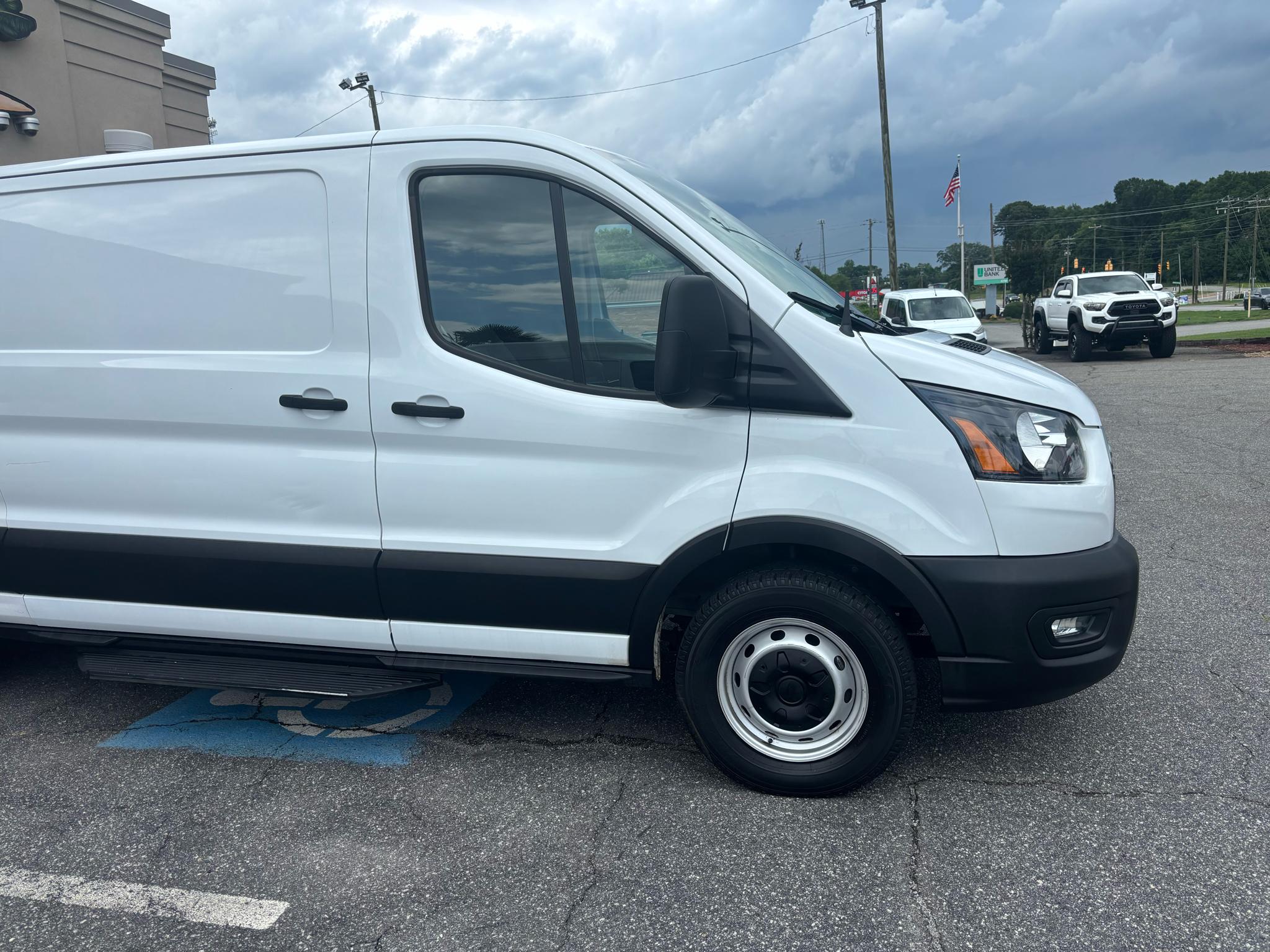 Ford Transit Cargo Van T-350 130" Low Rf 9500 GVWR RWD 2020